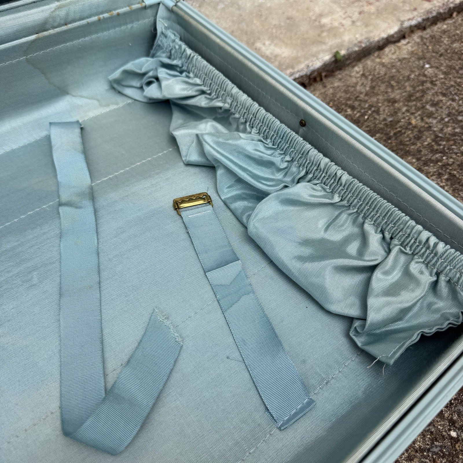 Vintage Samsonite Hardcover Teal Blue Suitcase 4221 Prop No Key NEEDS TLC