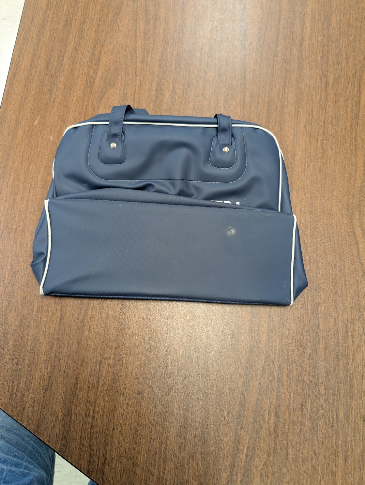 Vintage Eastern Airlines Vinyl Travel Bag Carry On Navy 1970s Blue 12x10x5 in