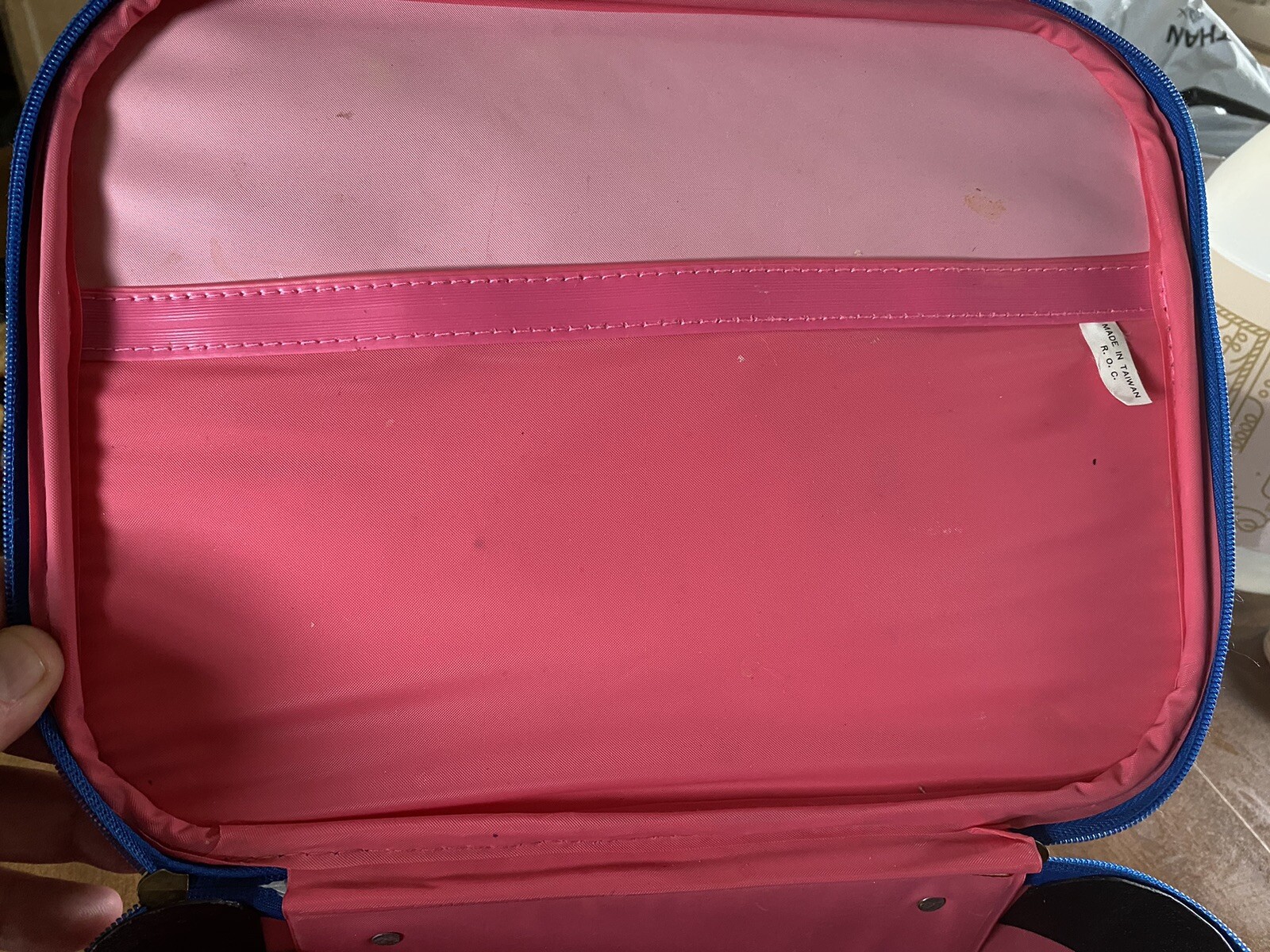 VINTAGE MERCURY LUGGAGE GOING TO GRANDMA’S KID’S SUITCASE PINK CAT GRANDMA
