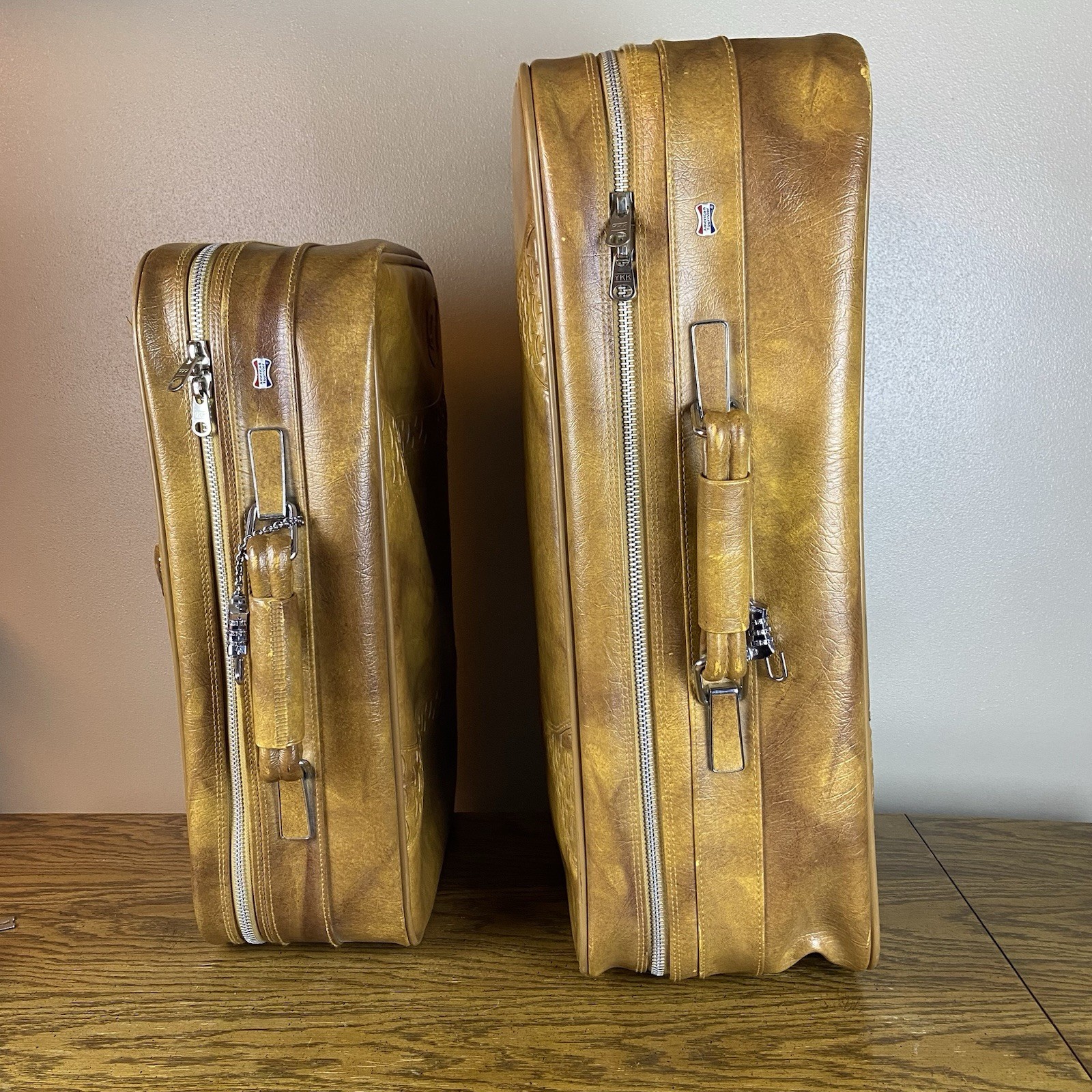 VTG Set Of 2 1978 American Tourister Pullman 26” & 22” Suitcases Luggage Bags