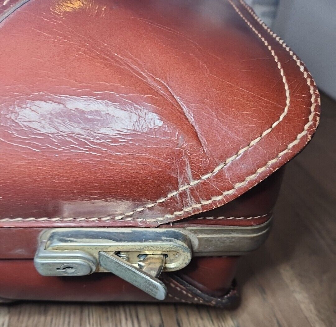 Vintage Top Grain Cowhide – BROWN LEATHER SUITCASE – Skymaster LOK GUARD