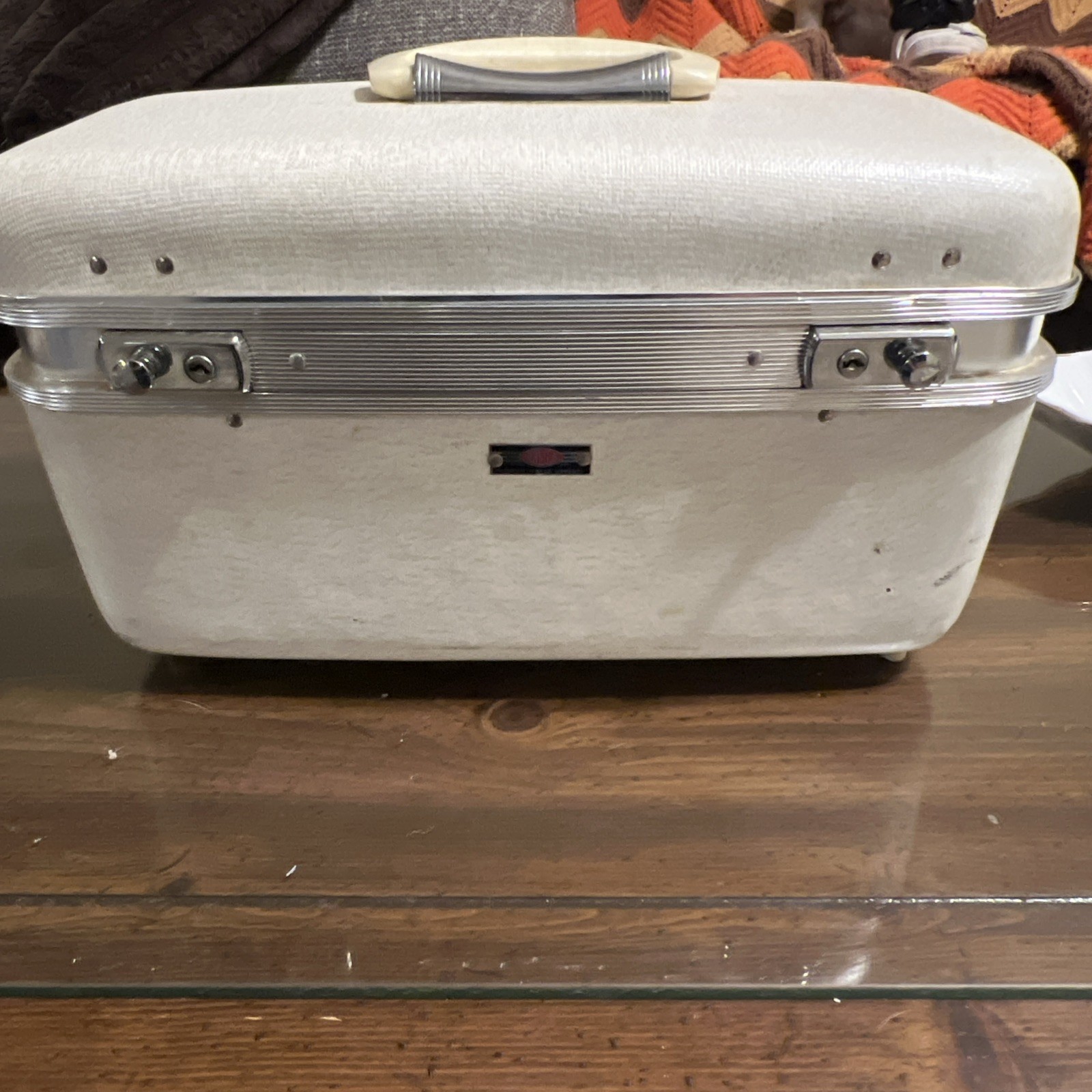 Vintage Boyle Hard Shell Travel Case Train Makeup Organizer With Mirror White