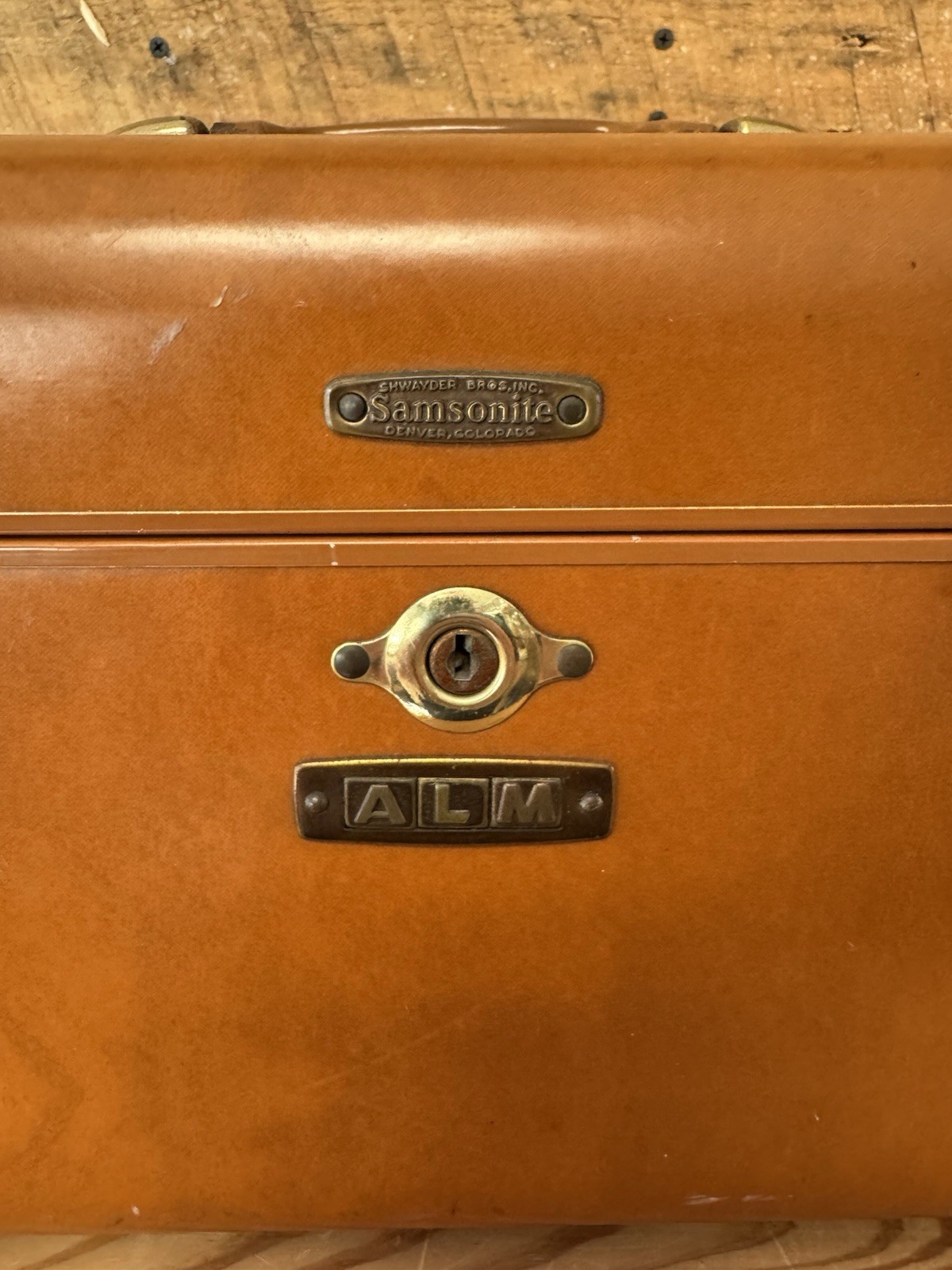 VINTAGE 1940s-1950s Samsonite Train Case Model 4612 Brown Luggage Brass Closures