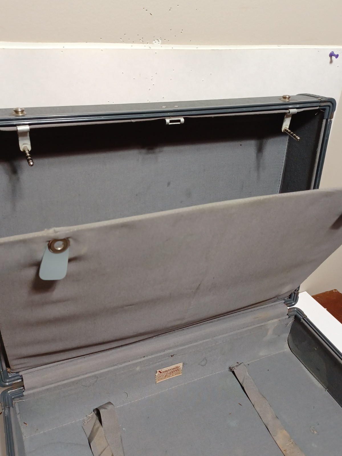 Vintage Samsonite Shwayder Bros 4832 Large Hardshell Suitcase ~ 21″x16″x8″