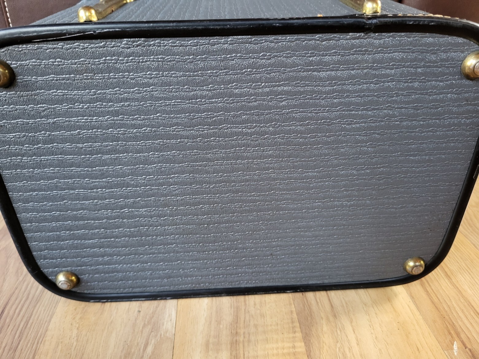 Vintage Sky Flite Makeup Hard Shell Case