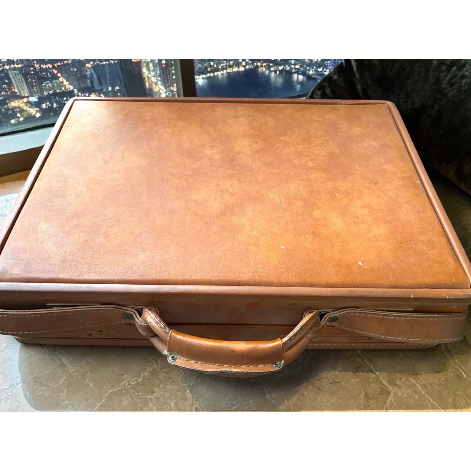 Vintage Hartmann Belting Leather Attache Briefcase Tan USA 18x13x5