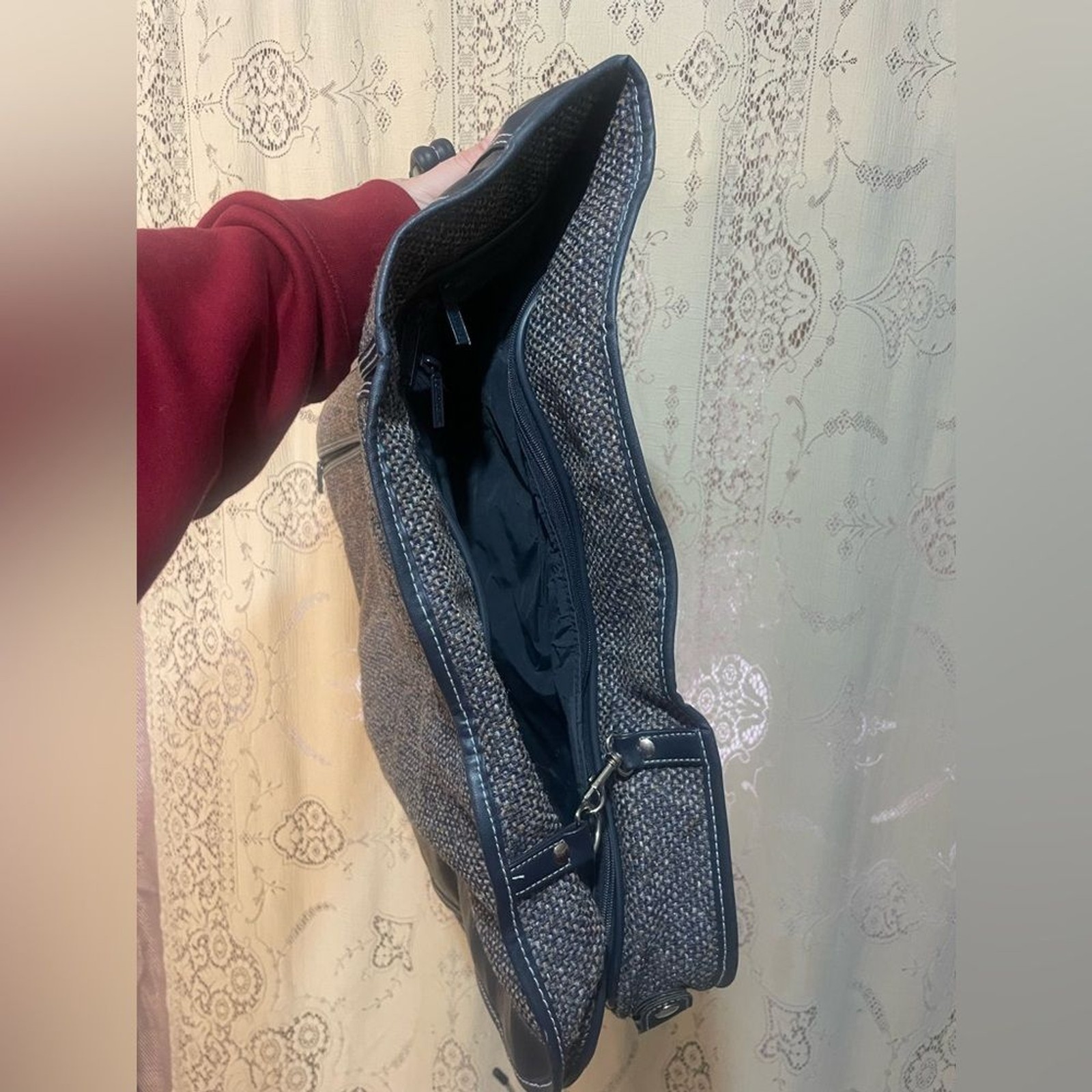 Jordache: vintage tweed and faux leather wardrobe bag
