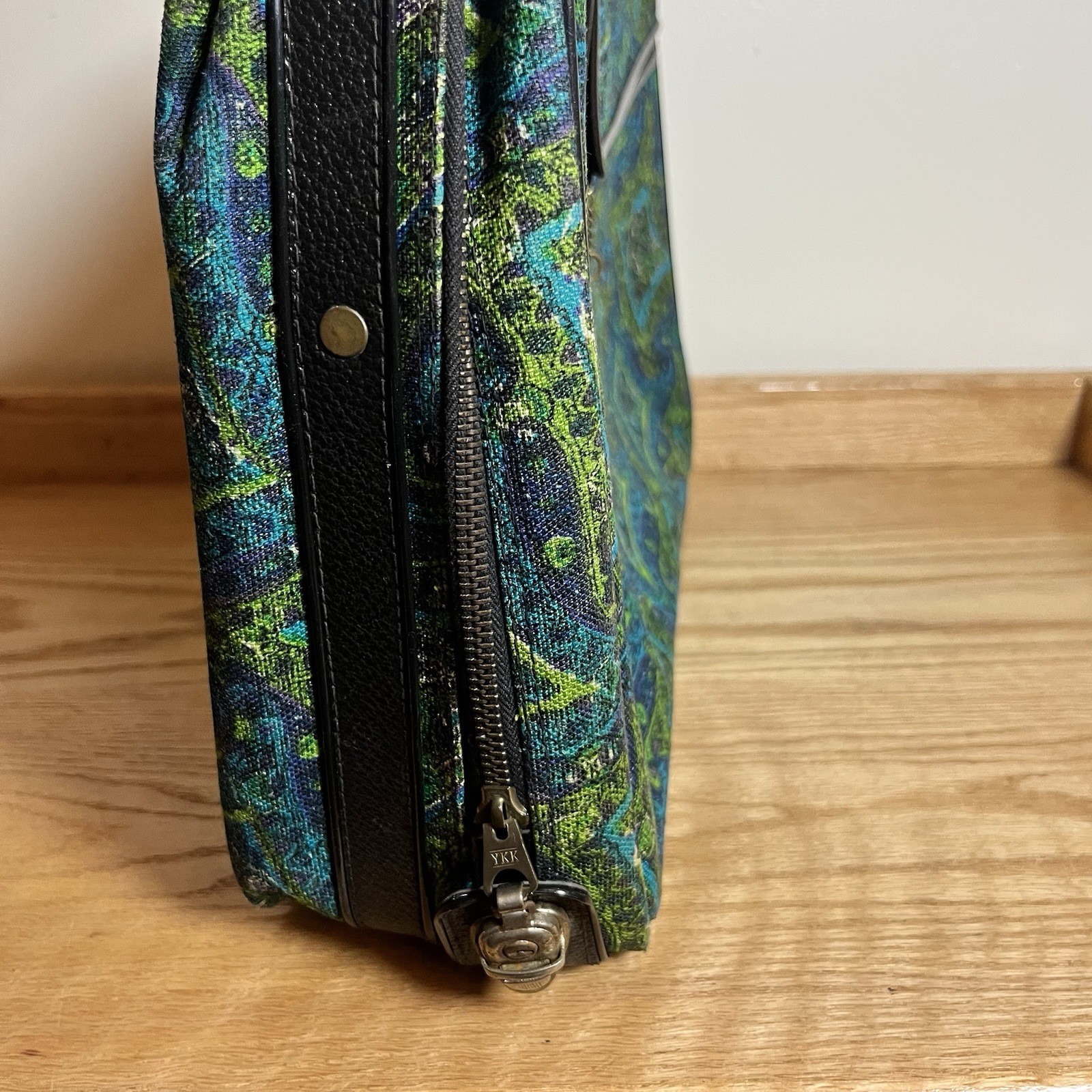 Vintage 60’S 70’S Paisley Suitcase Luggage Hippie Bag Canvas Blue Green NO KEY