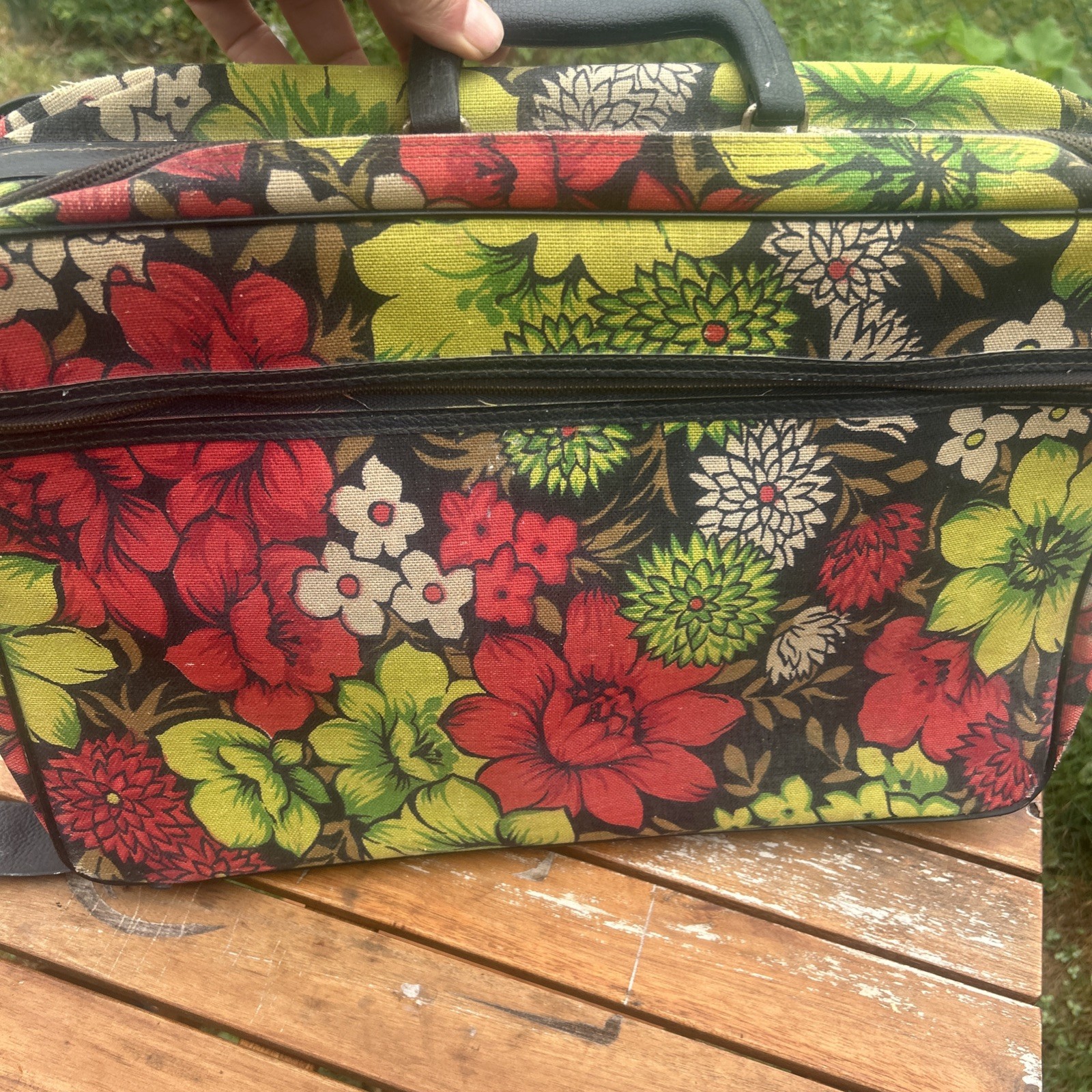 Vtg 1960s Bantam Travelware Floral Canvas Suitcase Carry On Boho/Mod