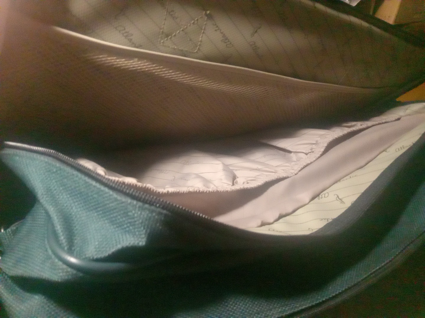 Atlantic Business CarryOn Laptop Overnight Bag Dark Green XL 21×14″ 4 Compartmnt