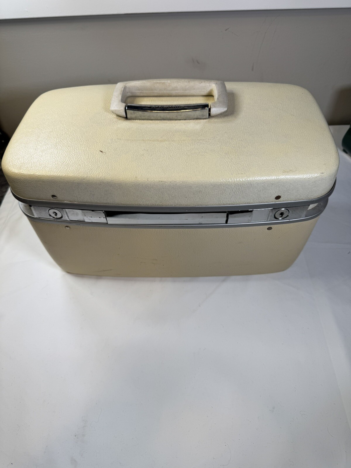 Samsonite Horizon Blue Train Cosmetic Makeup Case Carry On w/Key /Mirror