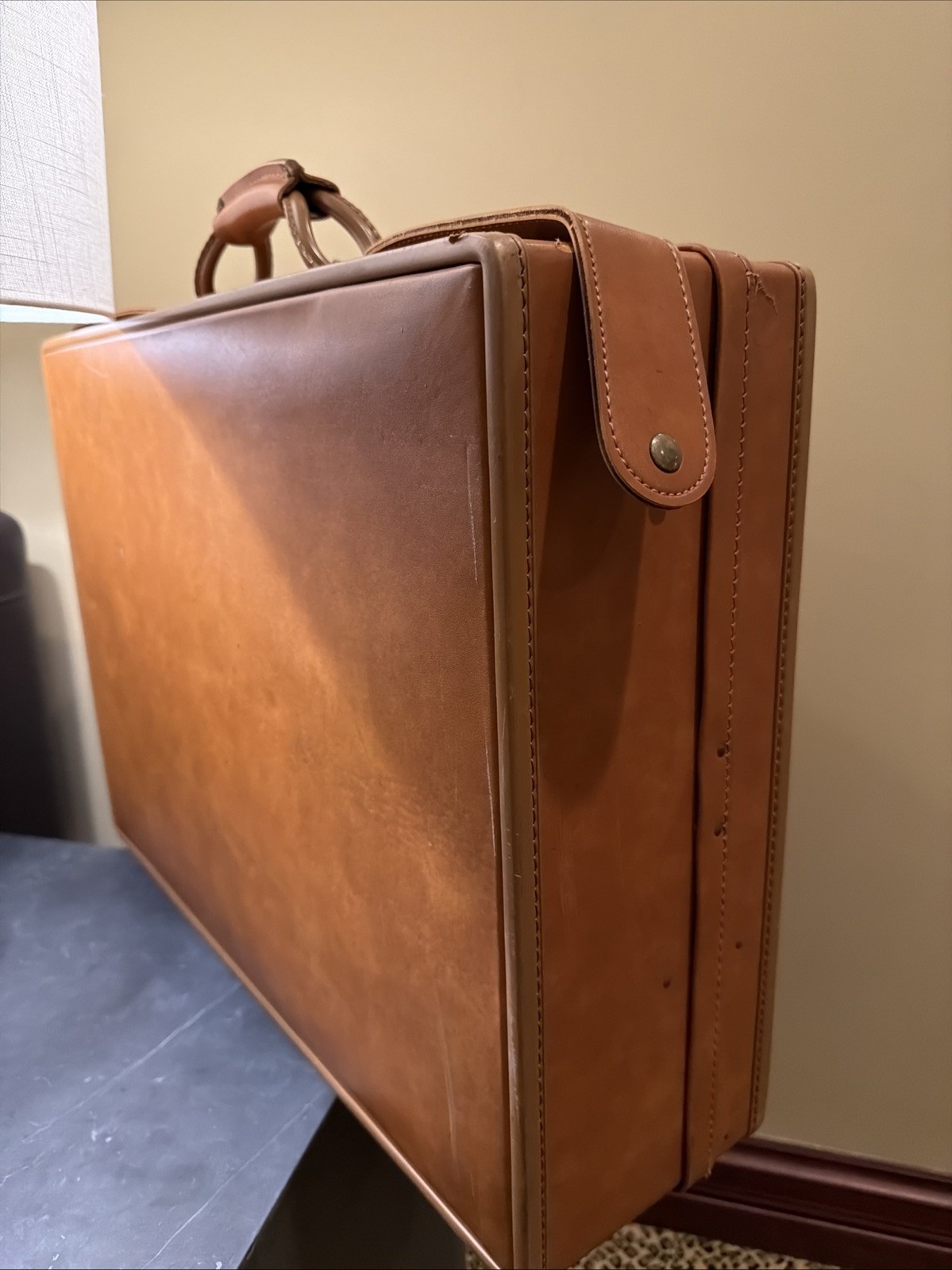 Hartman Luggage Large Vintage Brown Leather Paisley Interior Brass Hardware