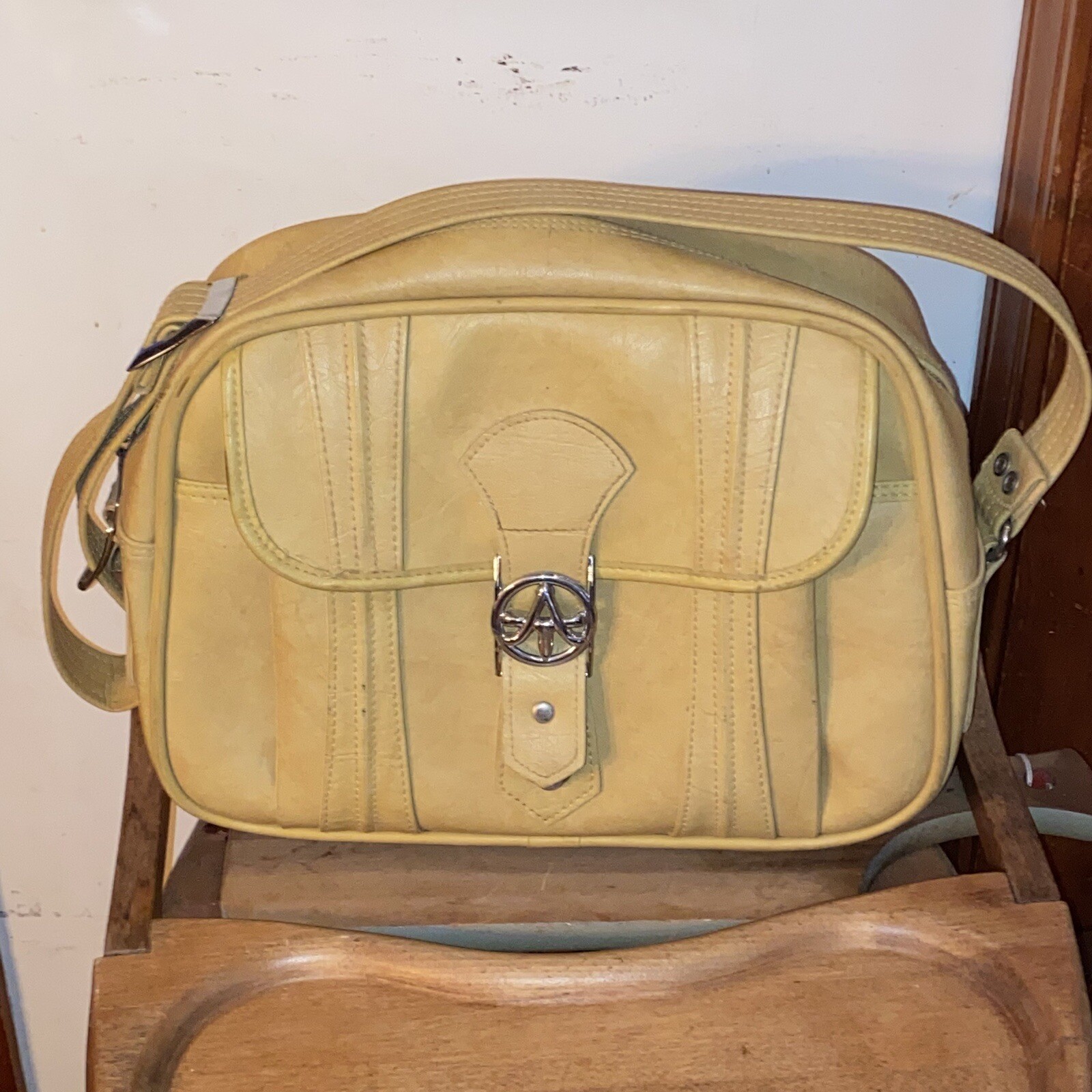 VTG. 1975 American Tourister Luggage Carry-on Tote Gold/Yellow Shoulder Bag VGC