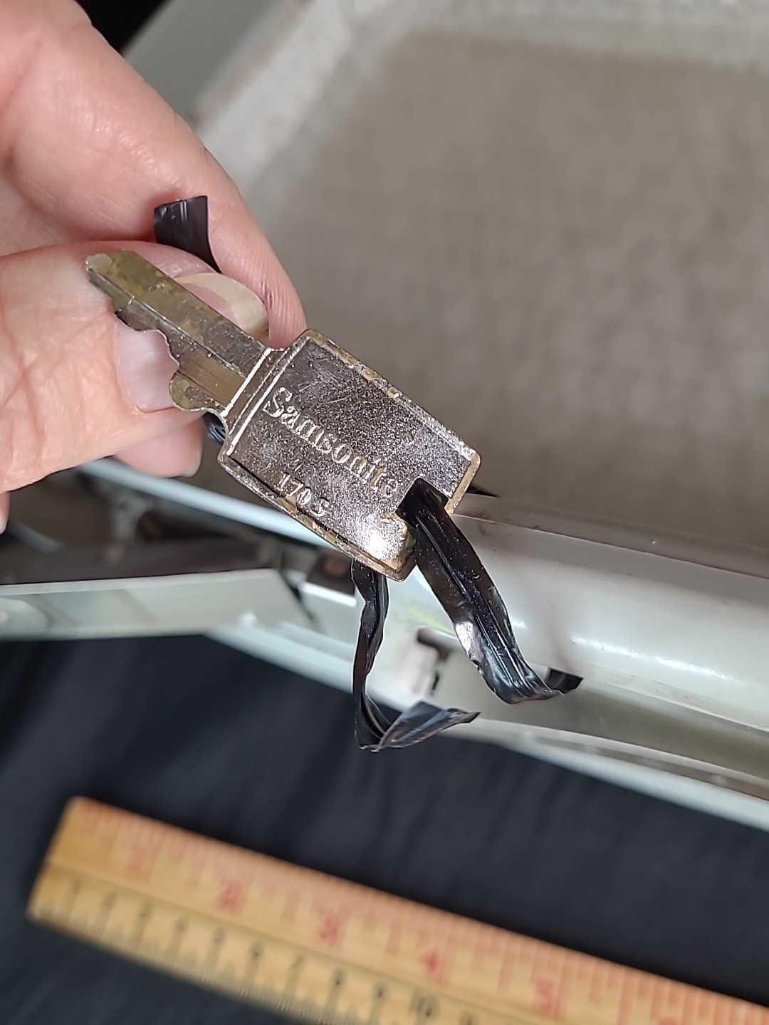 Samsonite Hard Shell Gray Glitter Suitcase Key 1960s Cosmetic Toiletry 15x11x5