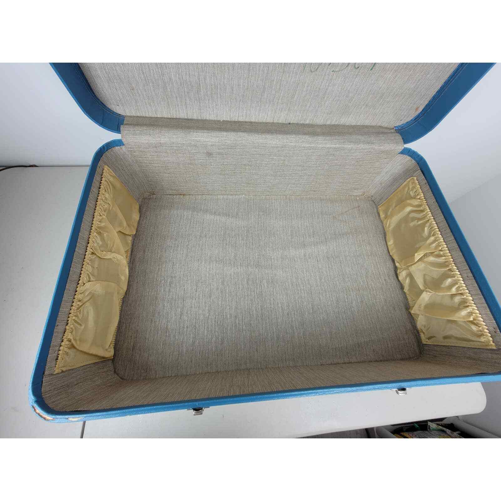 Vintage 1950s Blue Hard Shell Retro Travel Luggage Suitcase Large