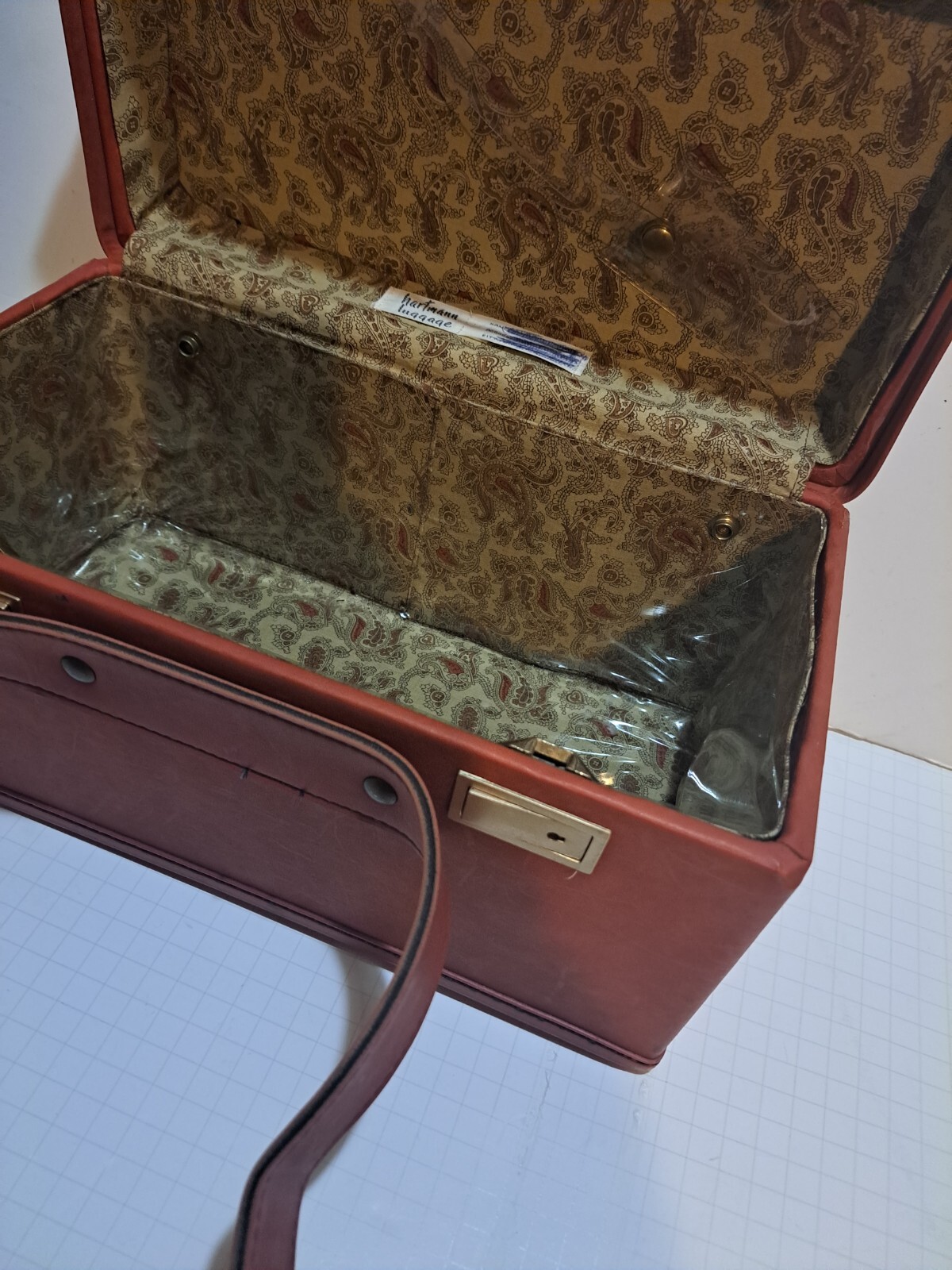 Vintage Hartman’s Apricot Train Trunk Luggage Lined Makeup Carry On Vintage Case