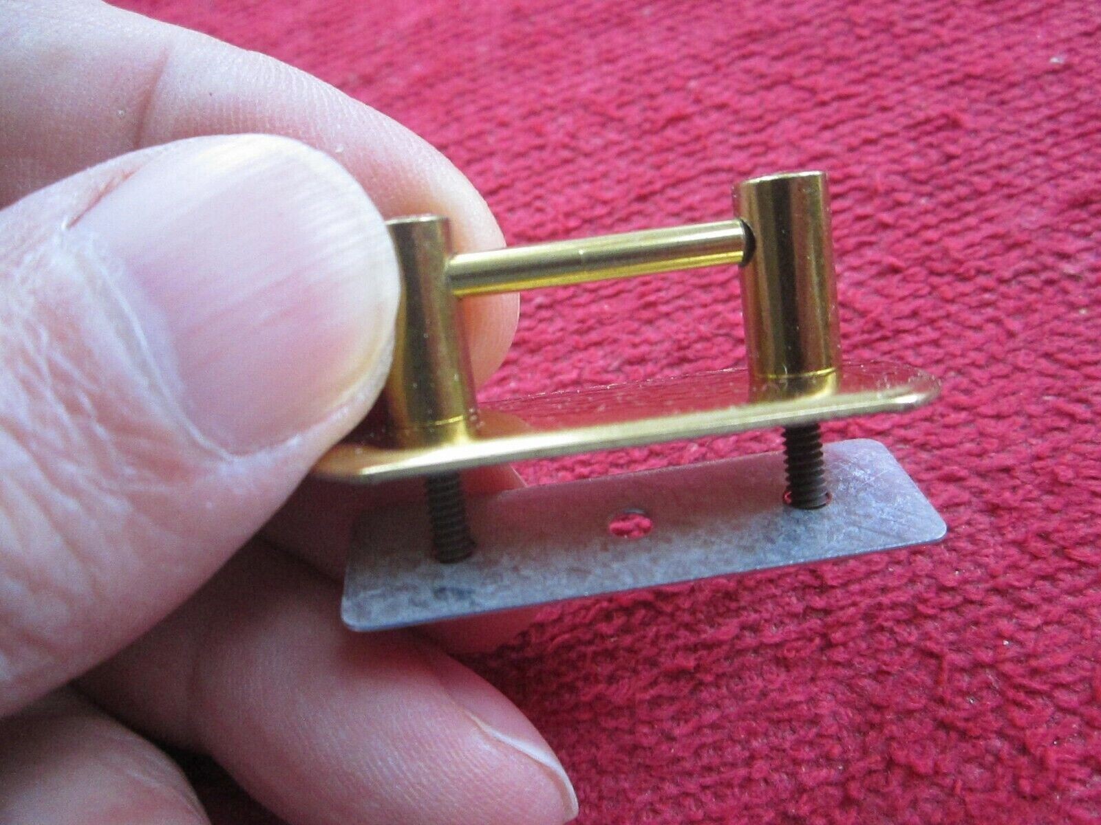 2 sets ANTIQUE VINTAGE SUITCASE LUGGAGE HANDLE MOUNTING STUDS PINS BRACKET PART
