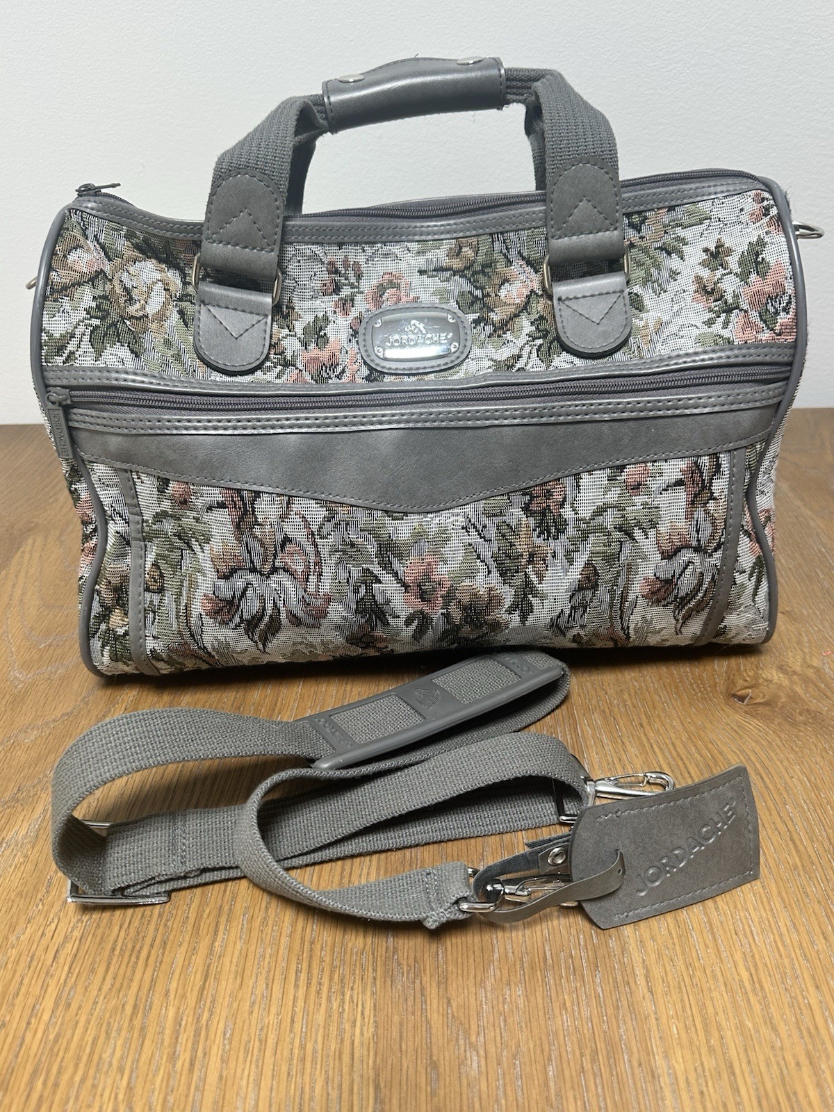 Vintage Jordache Floral Tapestry Travel Bag Carry On Tote Overnight Bag w/ Strap