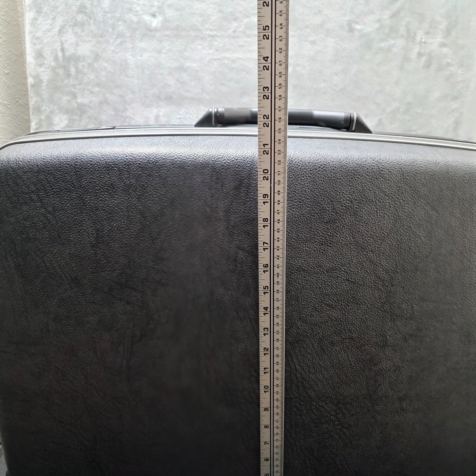 Vintage Samsonite Series 3600 Gray Black Hard Shell Roller Suitcase – 28x20x9