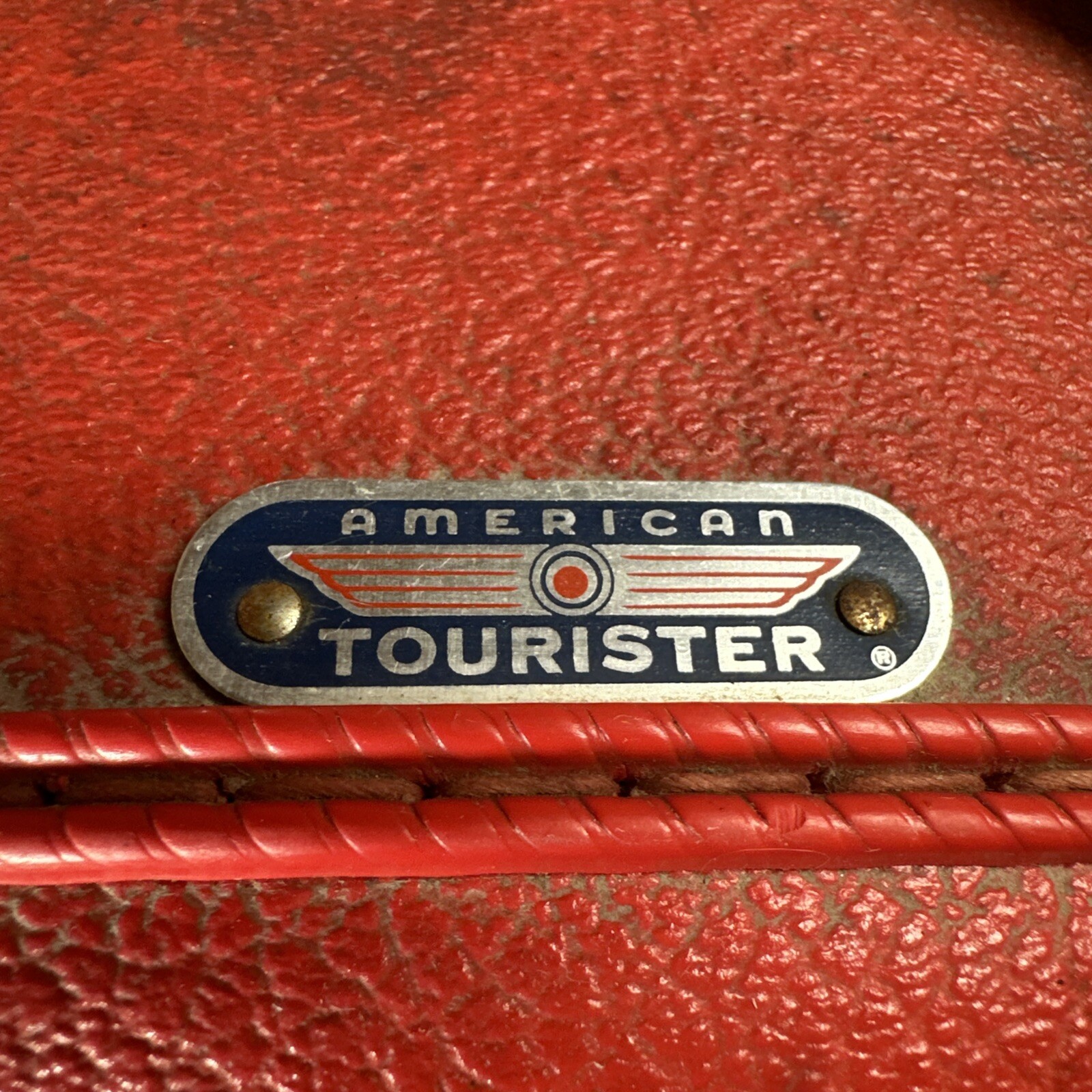 Vintage American Tourister Tiara Hat Box Red Round 20” Suitcase Luggage
