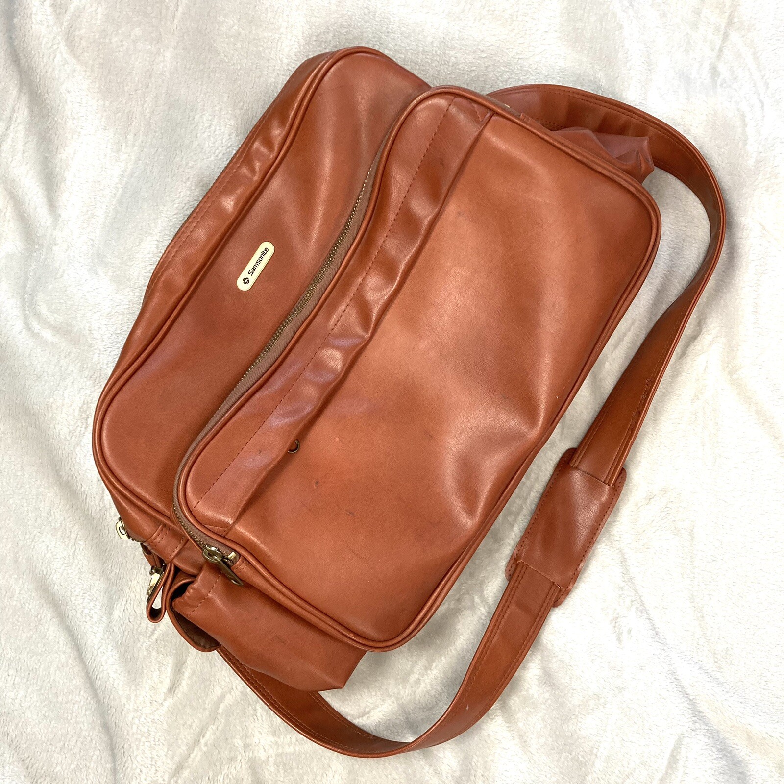 VTG Vegan Leather Samsonite luggage Carry On Brown Shoulder Bag Faux Leather