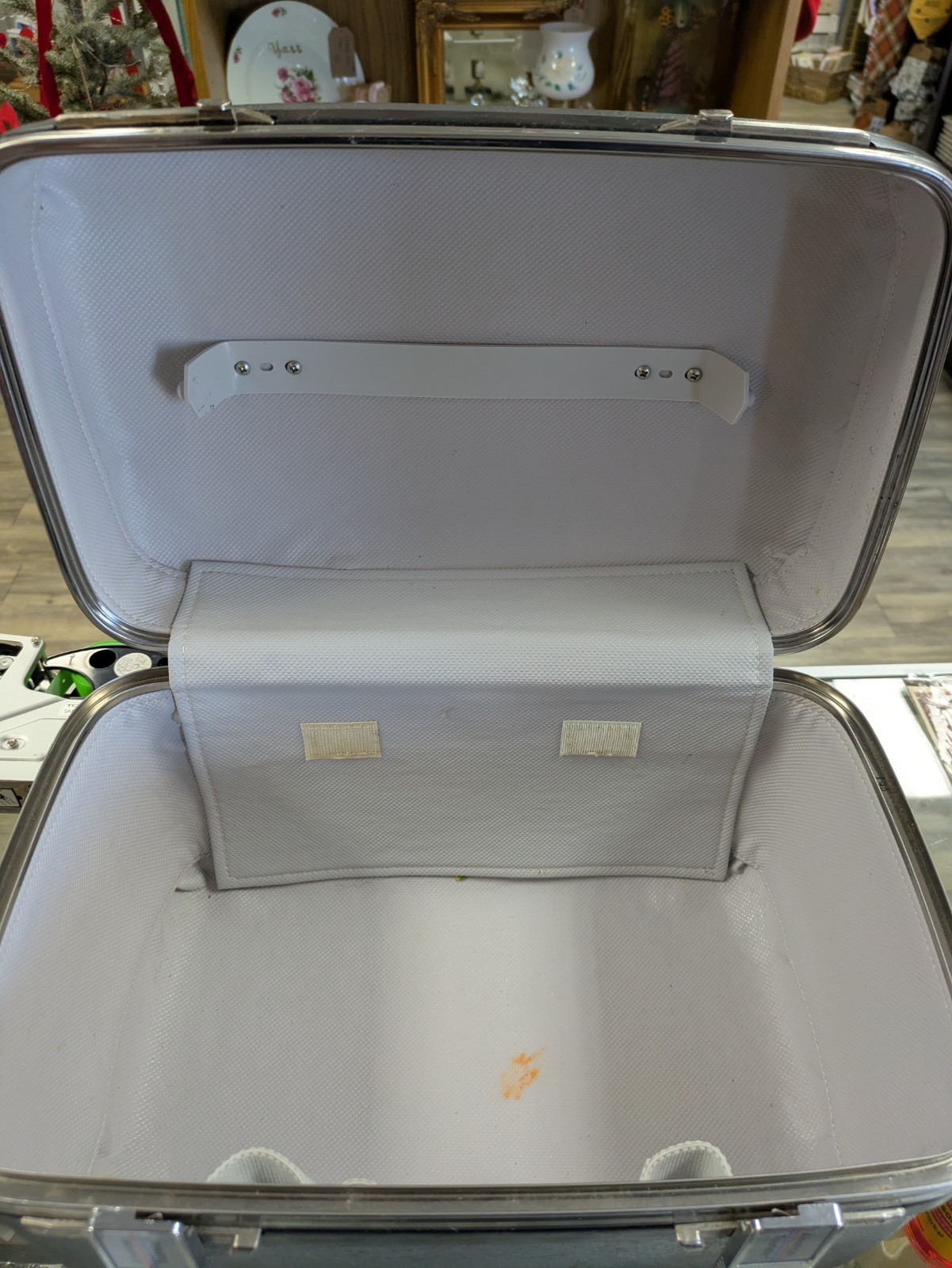 Vintage American Tourister Train Case Makeup Vanity Gray Hard Shell
