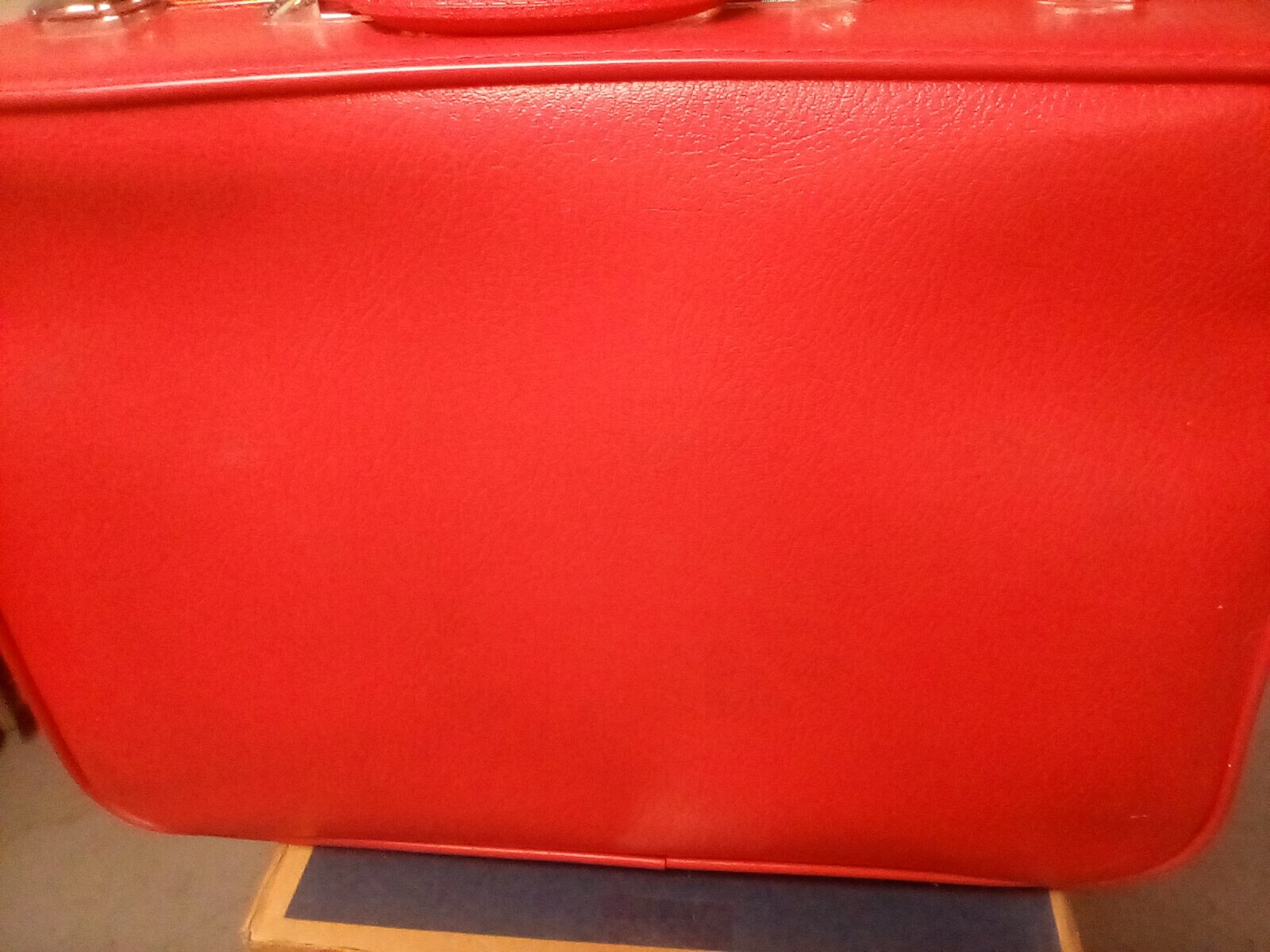 Vintage Amelia Earhart Suitcase–With Keys–Great Shape!