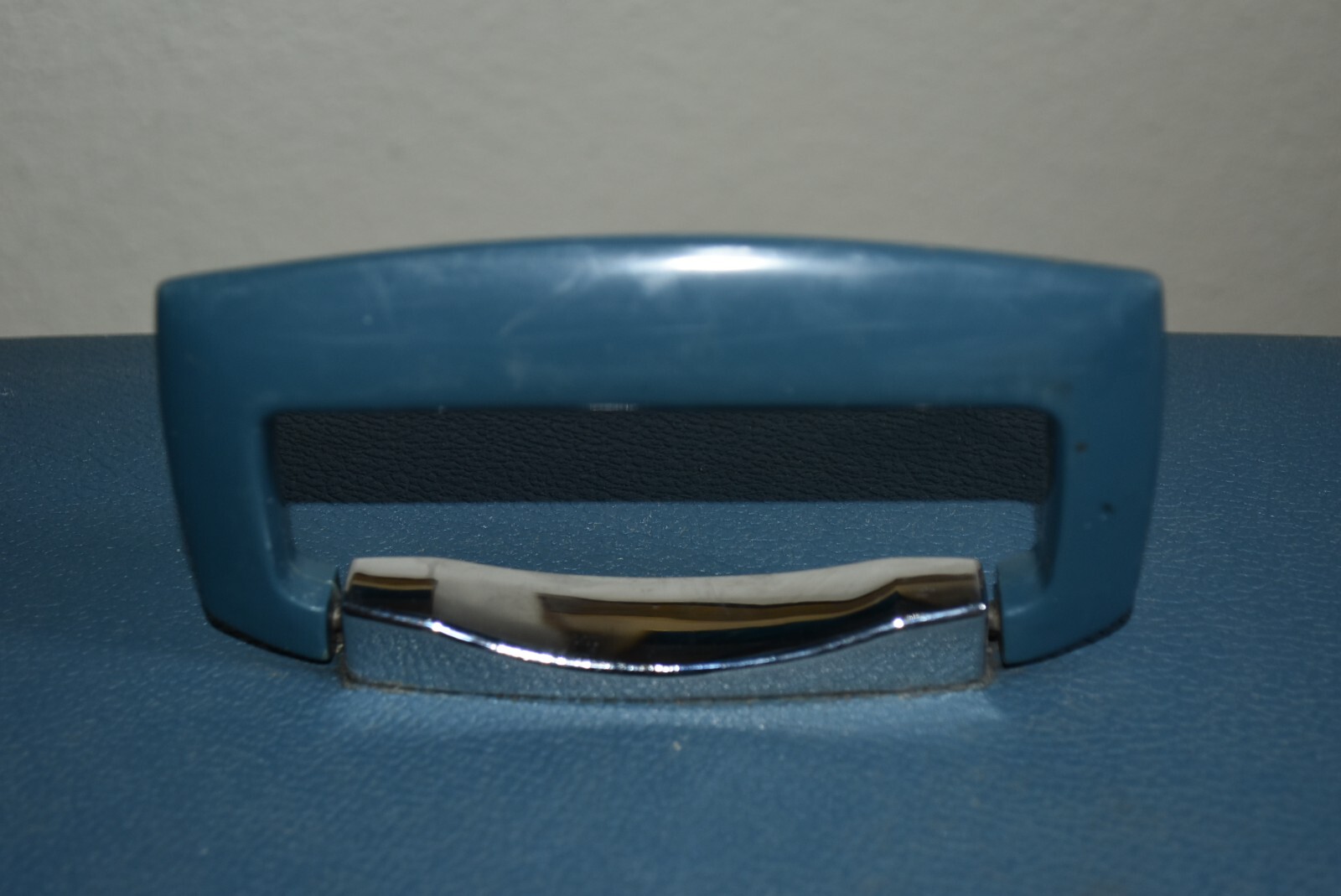 VINTAGE SAMSONITE JC Penney Blue Hard Shell TRAIN Makeup mirror Suit CASE key