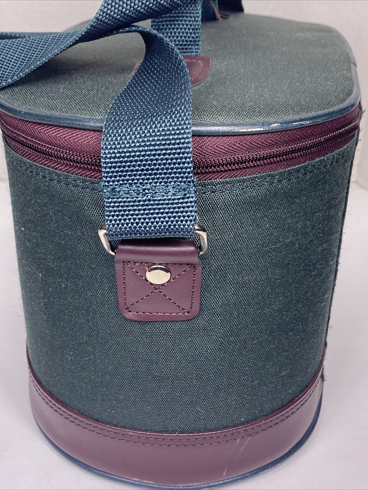 American Tourist Forest Green Luggage/Make-Up Case