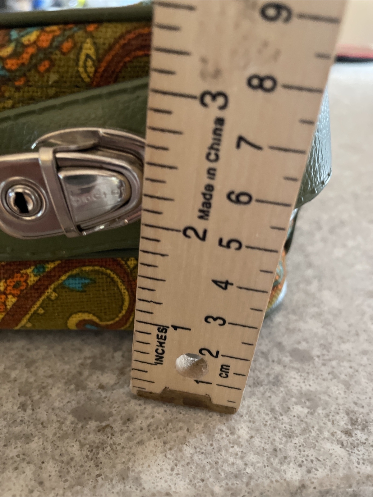 VTG 1970s Bantam Travelware Mod Suitcase Unique Paisley Canvas Olive Green FUN
