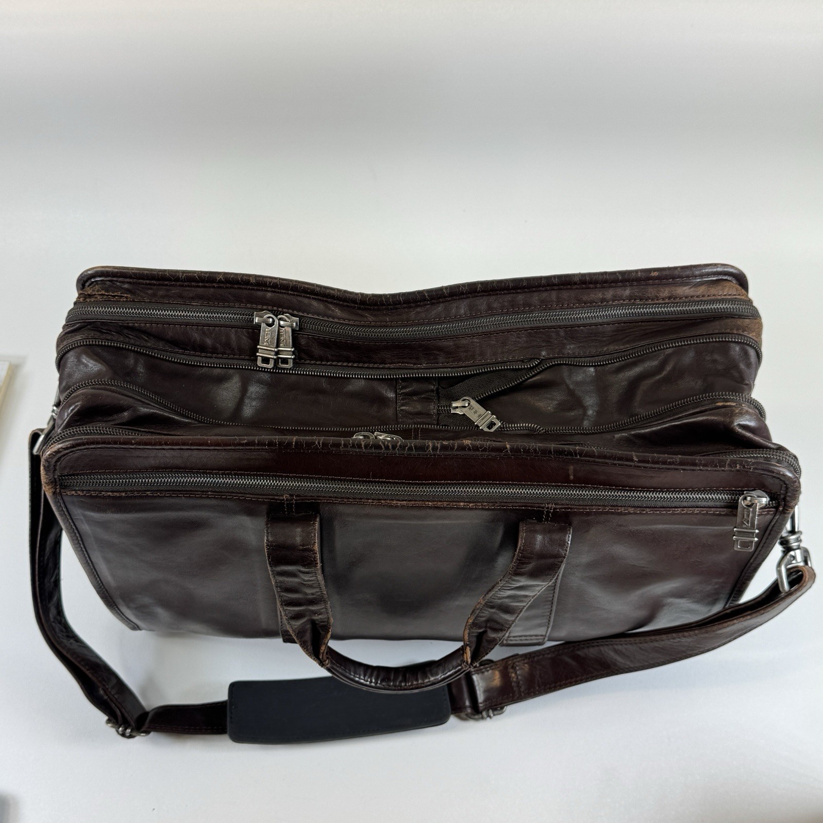 Vtg Tumi Alpha Expandable Organizer Brown Leather Laptop Briefcase w/ Strap