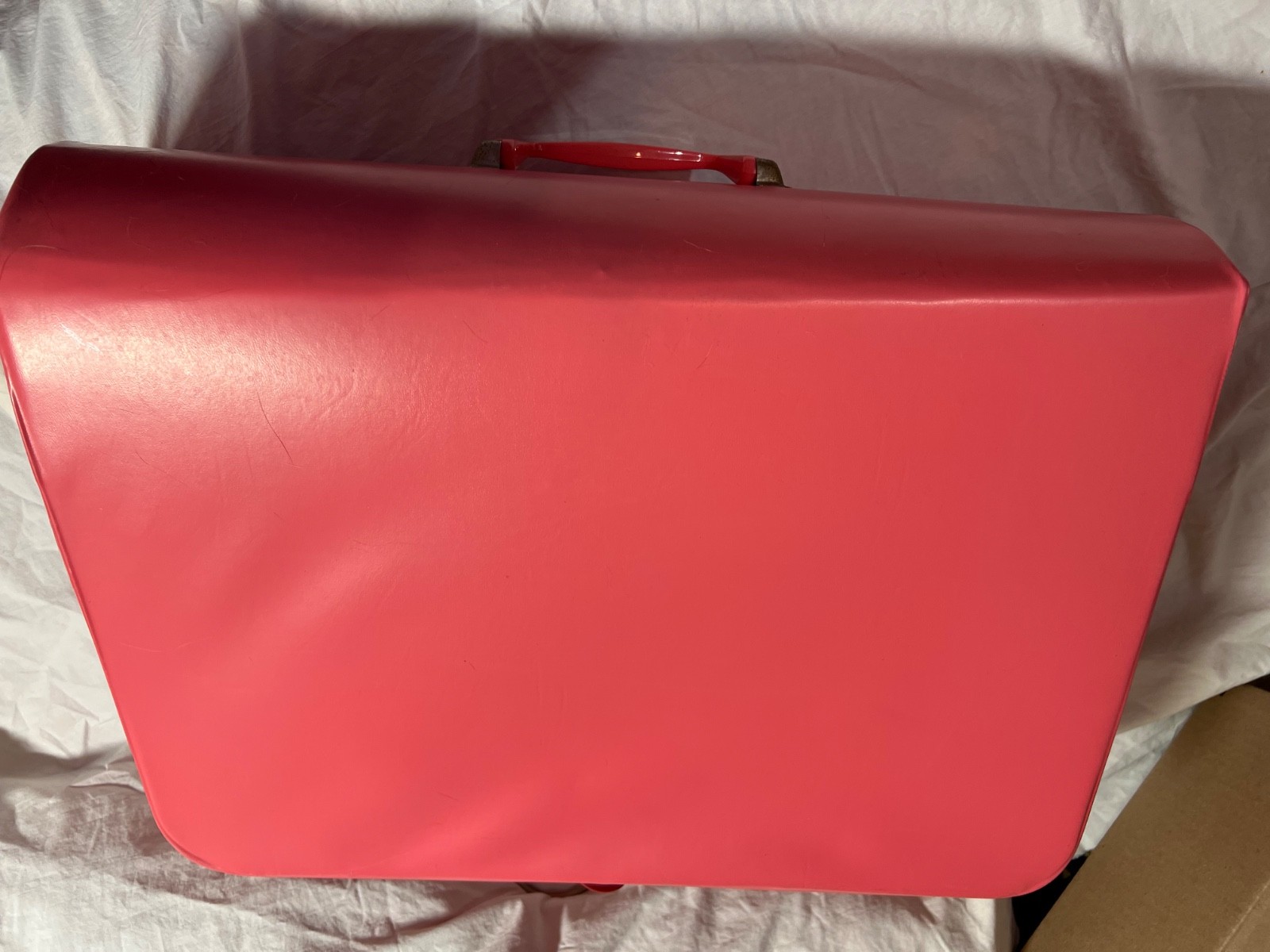Juniorteen Pink Suitcase 1960s Garment Bag Case Barbie Standard Plastic