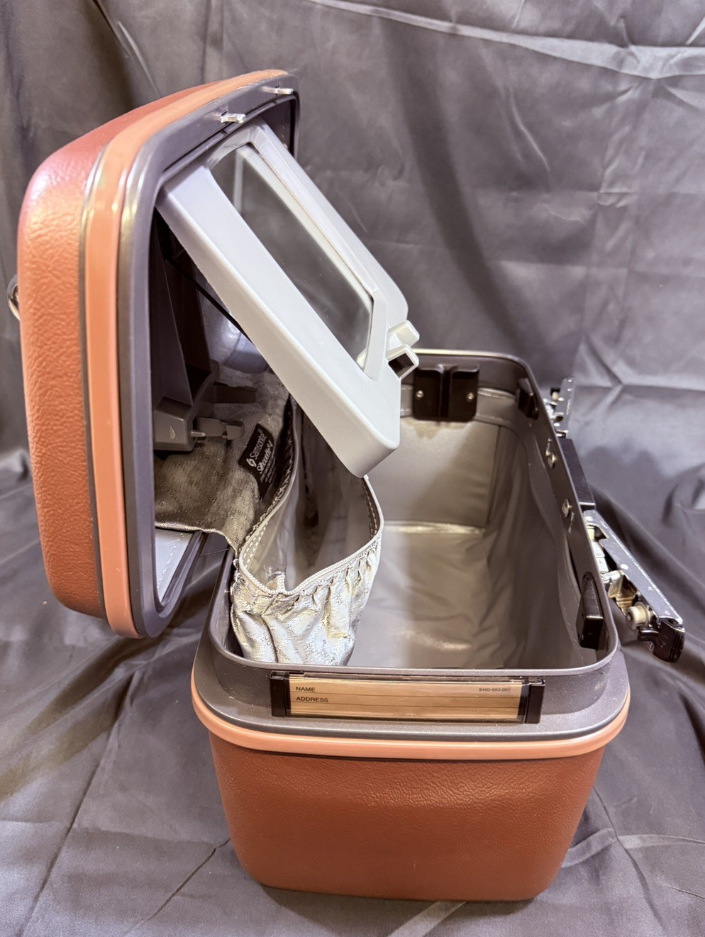 VINTAGE Samsonite Silhouette 4 Train Case Mauve Rose Train Mirror Pocket No Key