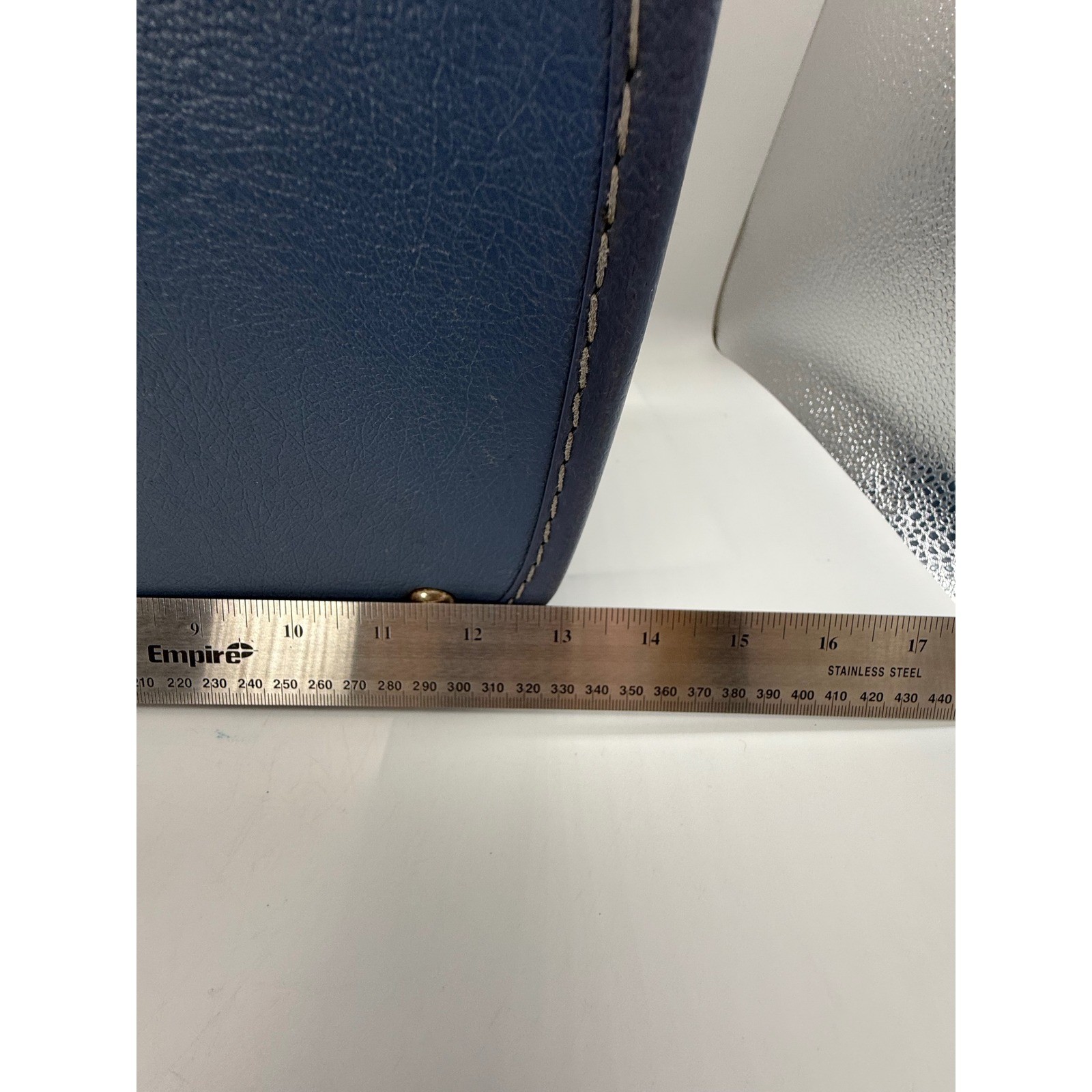 Vintage Blue Hard Shell Train Case Travel Vanity Makeup Box Mirror Retro Glam