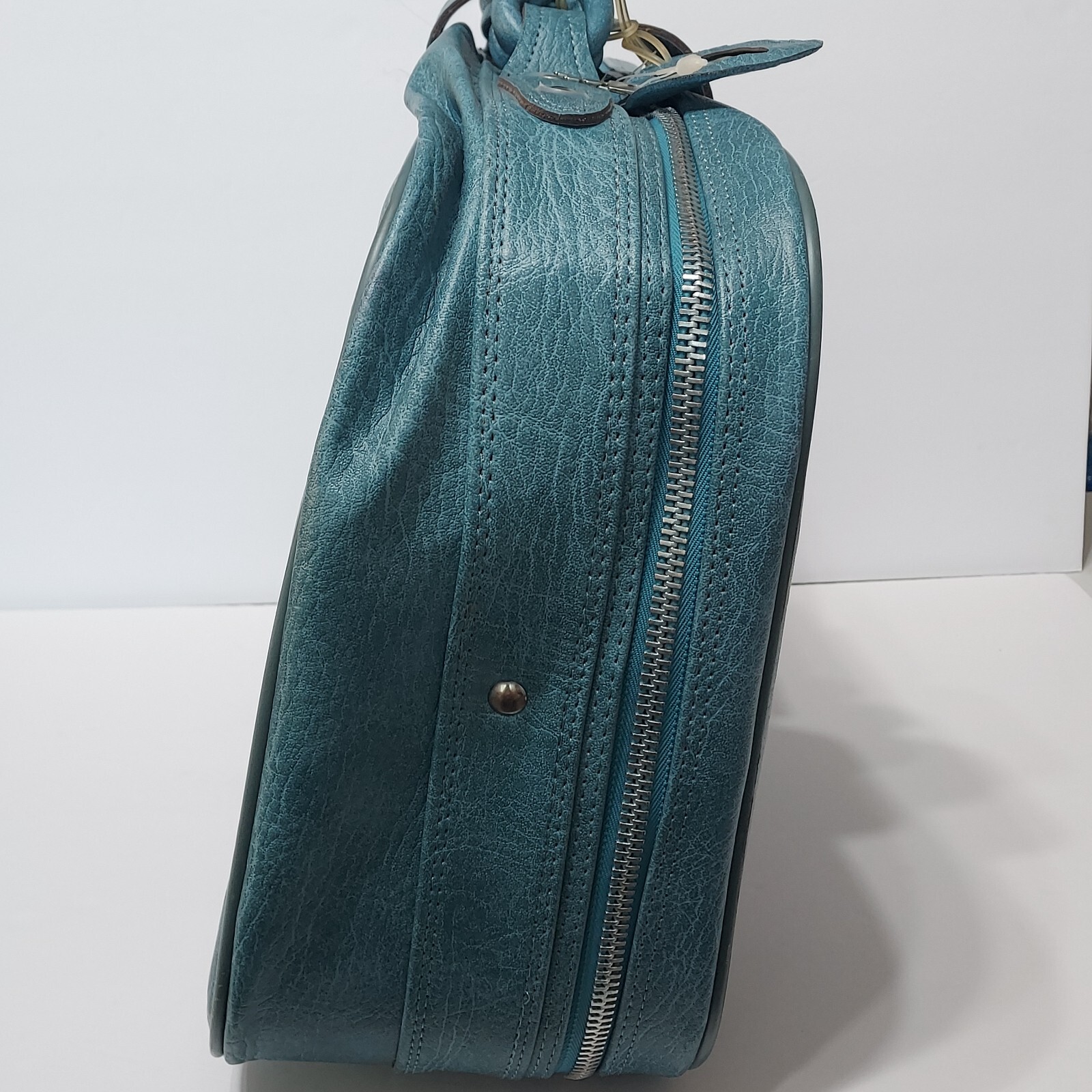 Vintage World Traveler Suitcase Soft Case Carrier Mid-Century Blue W/Lock & Keys