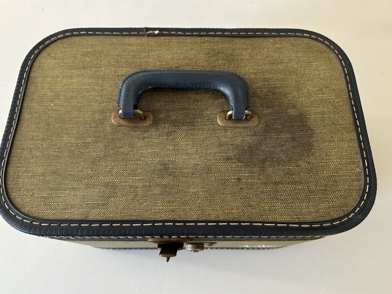 Vintage 1950s Carrylite Train Case w/ Mirror – Mid-Century – Lock Works