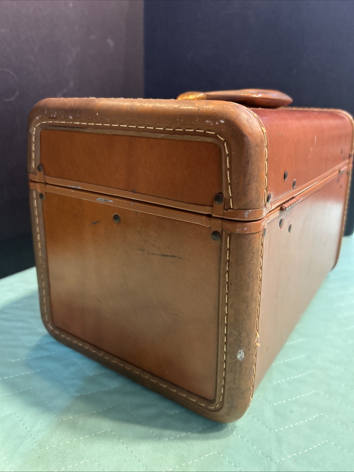 Vintage Samsonite Schwayder TRAIN CASE 4612 Streamlite Caramel Luggage