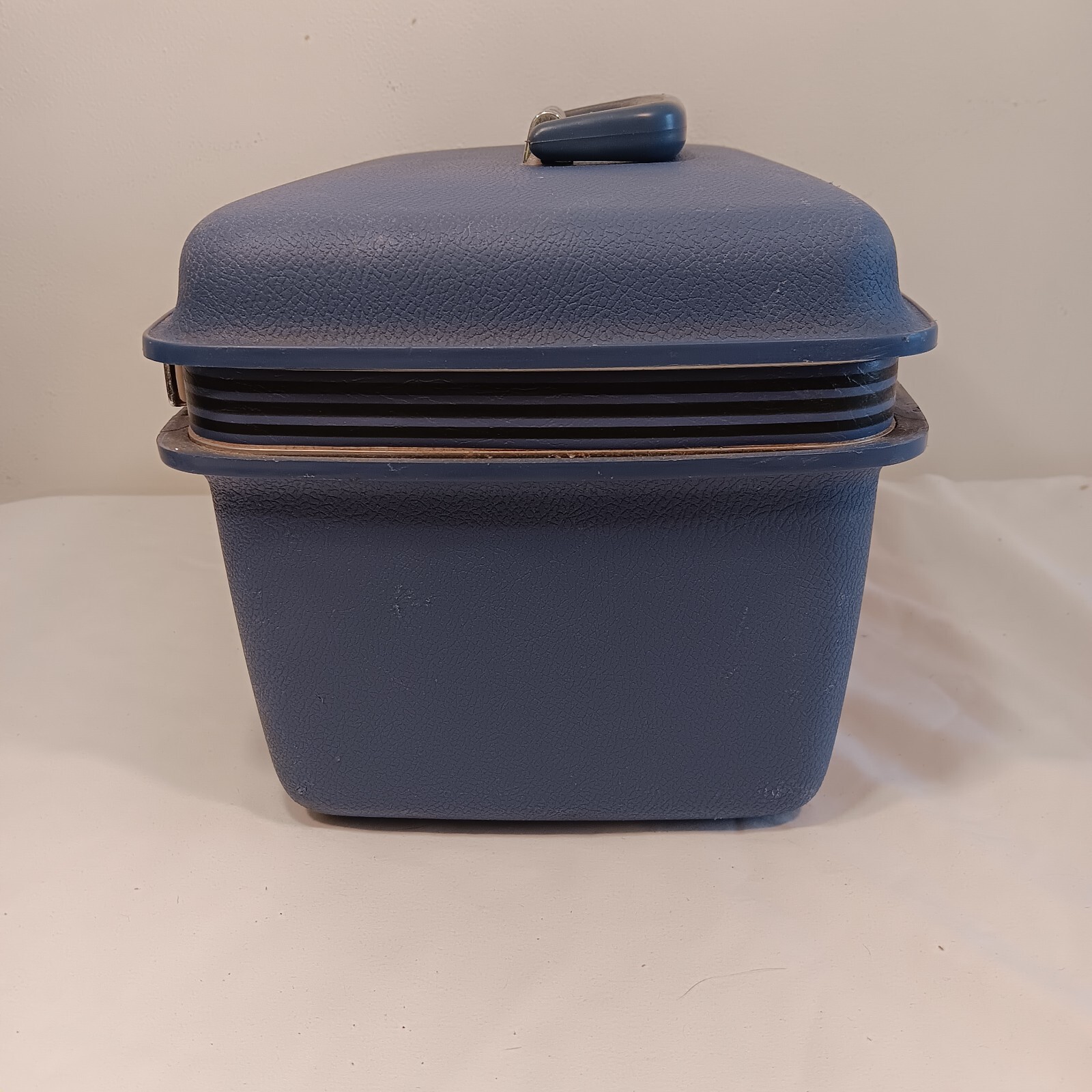 Vintage Blue Samsonite Concord Hard Traveling Train Case With Tray No Key