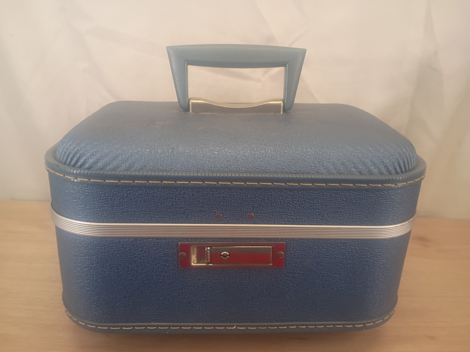 Vintage 1970’s Trojan Carry-On Train Makeup Case