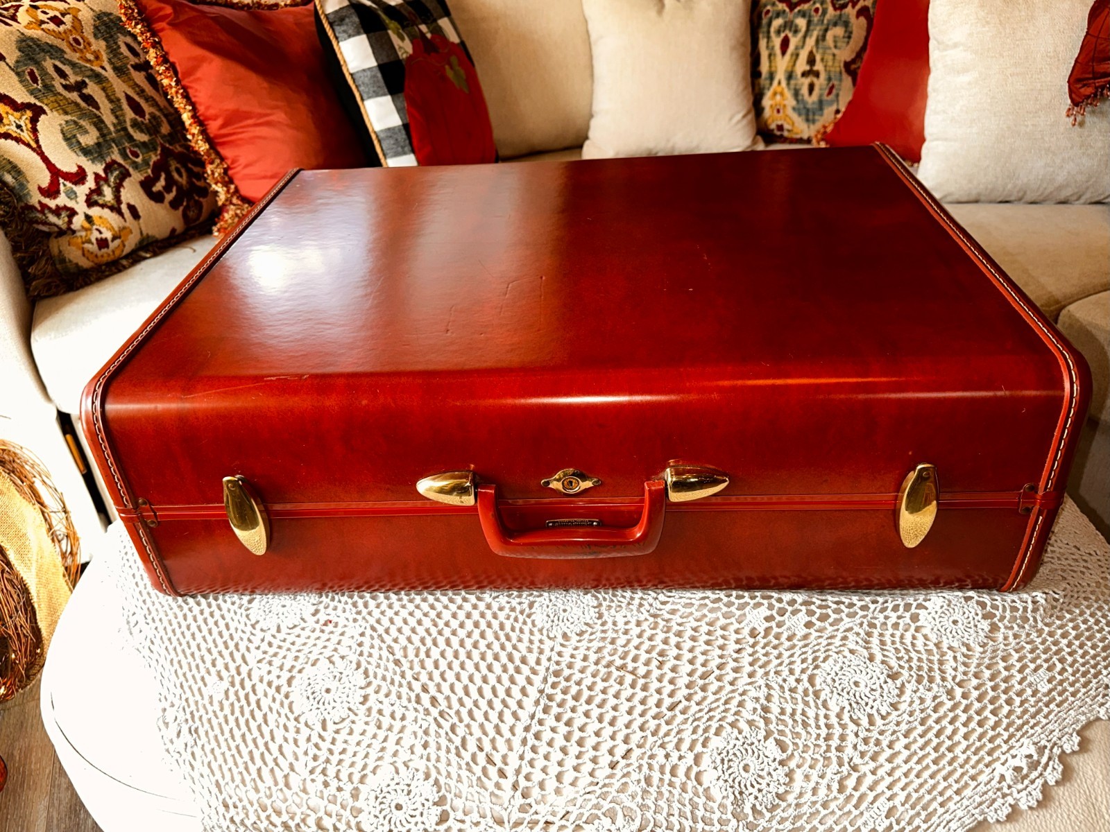 VTG Large 18×26″ Brown Leather Hard Side Suitcase Brass Latches NICE! Has No Key