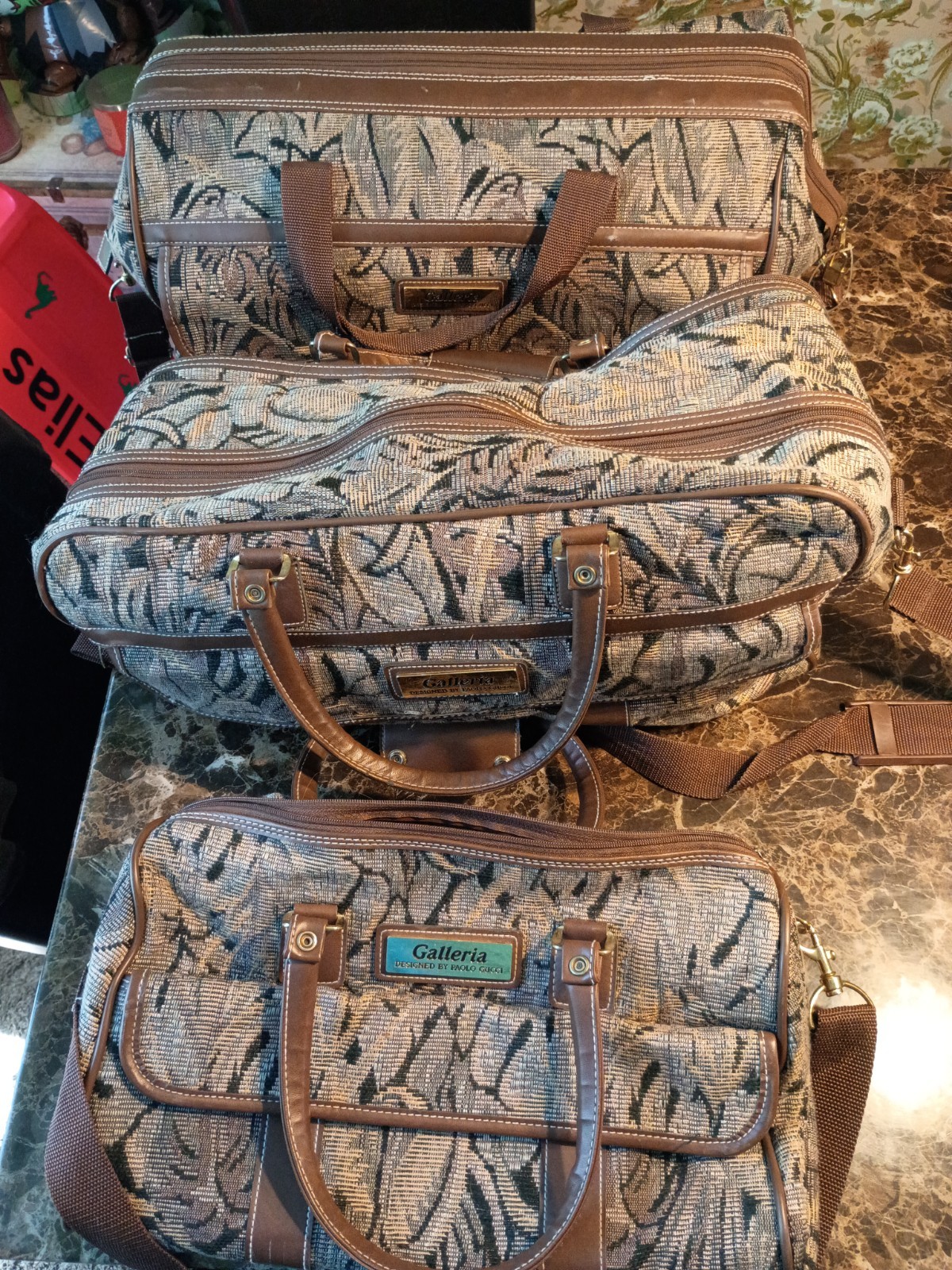 Vintage Galleria Gucci 3 Pc Nesting Set Floral Tapestry Carry On Travel Bags
