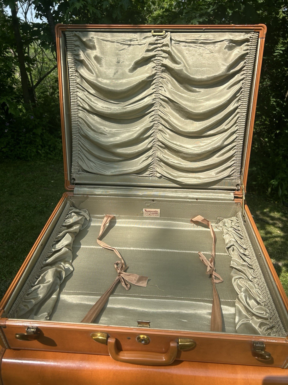 GORGEOUS VINTAGE SAMSONITE! Hardside Luggage Set-3 Camel Color By SHWAYDER BROS