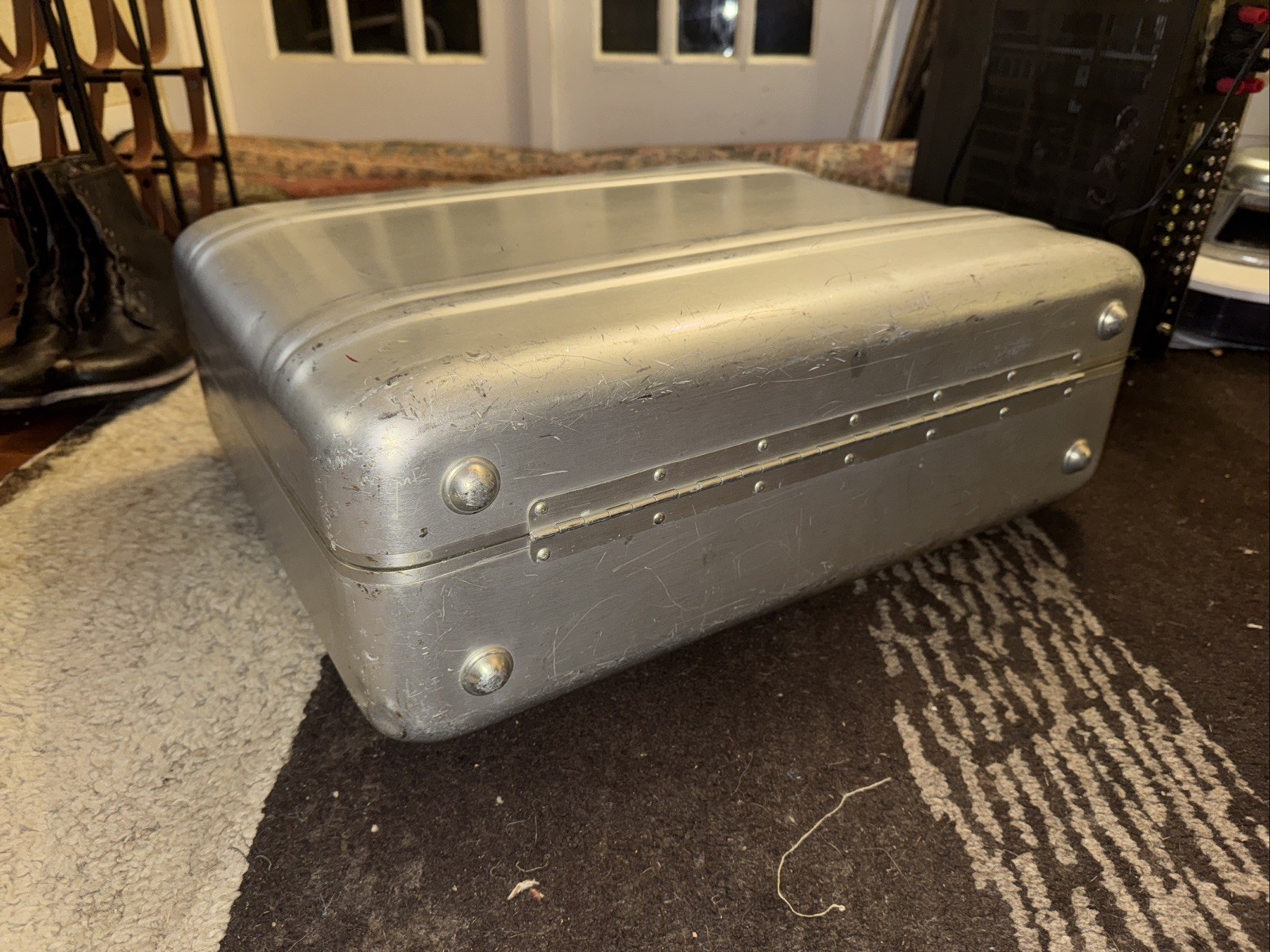 Vintage Zero Halliburton Silver Aluminum Briefcase Suitcase 21x17x7.5