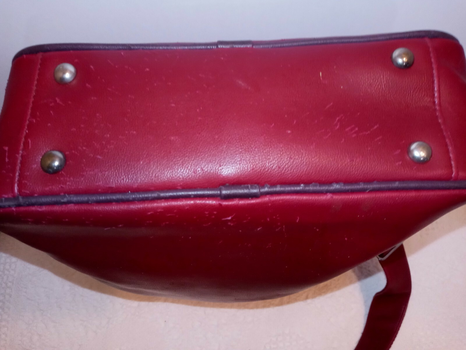 Vintage Final Destination Travel Bag. Deep Shoulder bag carry on shoulder strip