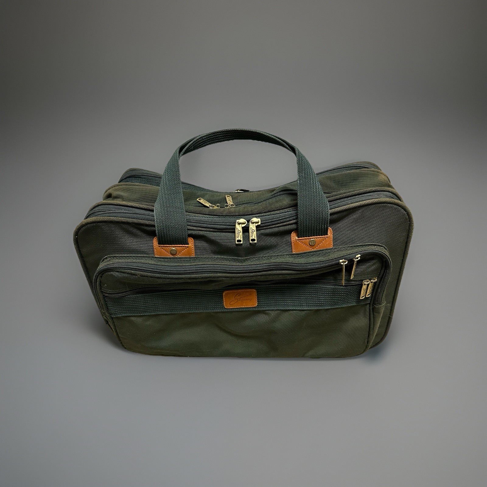 Skyway Luggage Bag Green Vintage