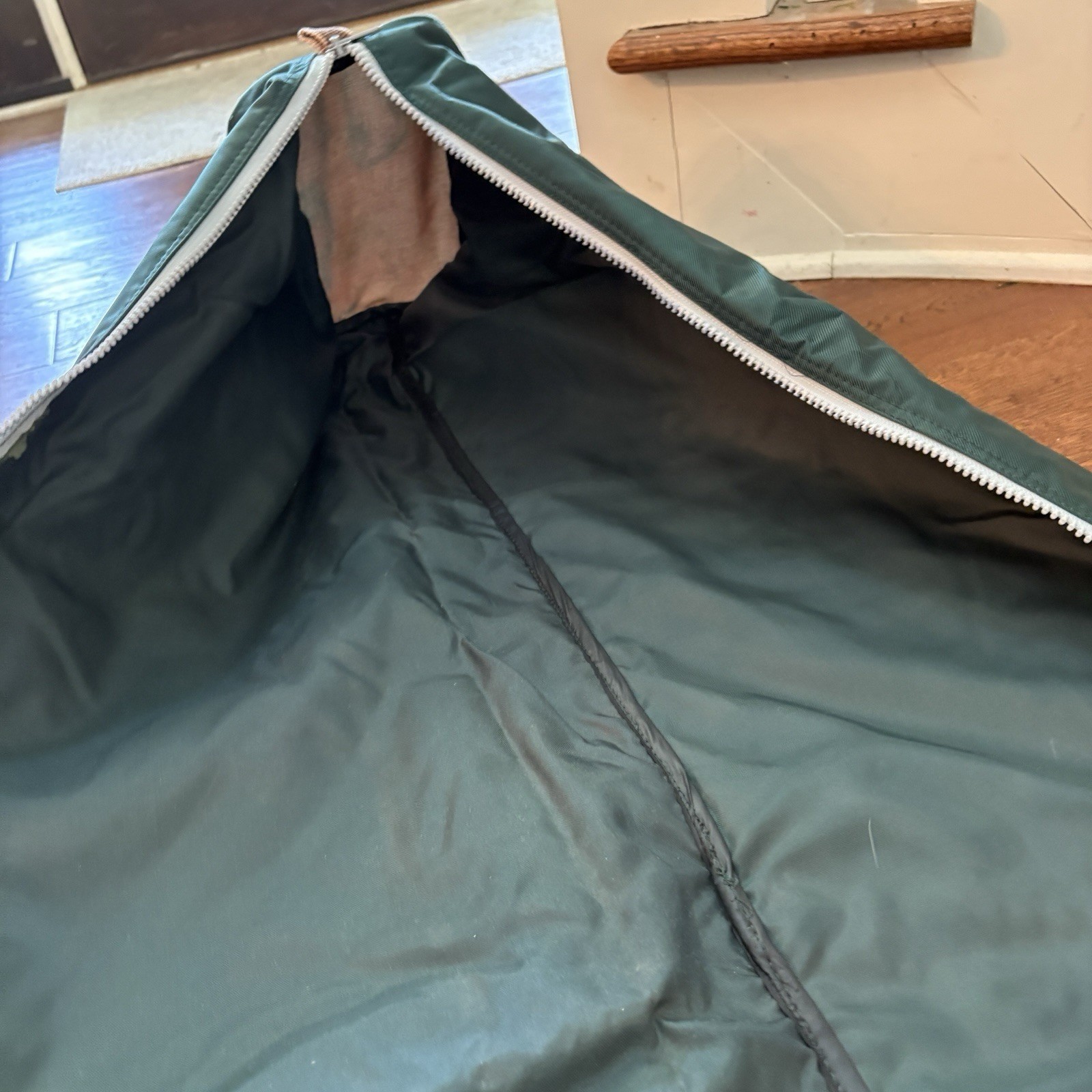 VTG Long Duffle Bag Travel Case Green Outdoor Rugged Pockets Camp Ski Fly Fish