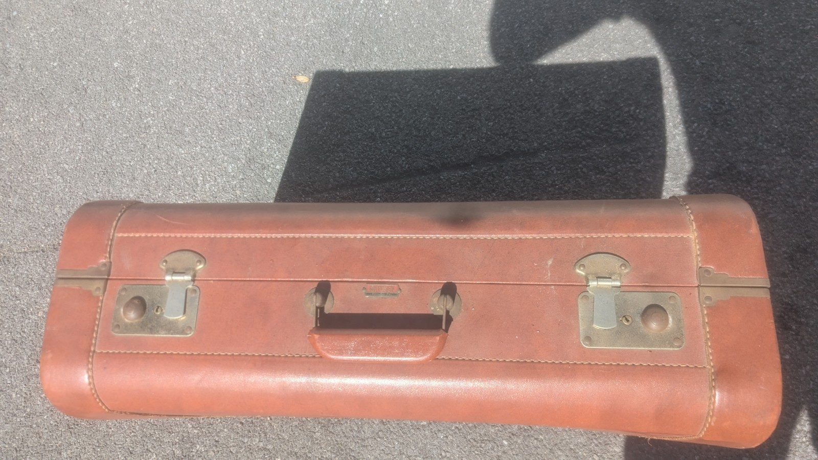 Vintage ANTOSEK TRAVEL SUITCASE Brown Leather & Brass 22x18x8″ USA
