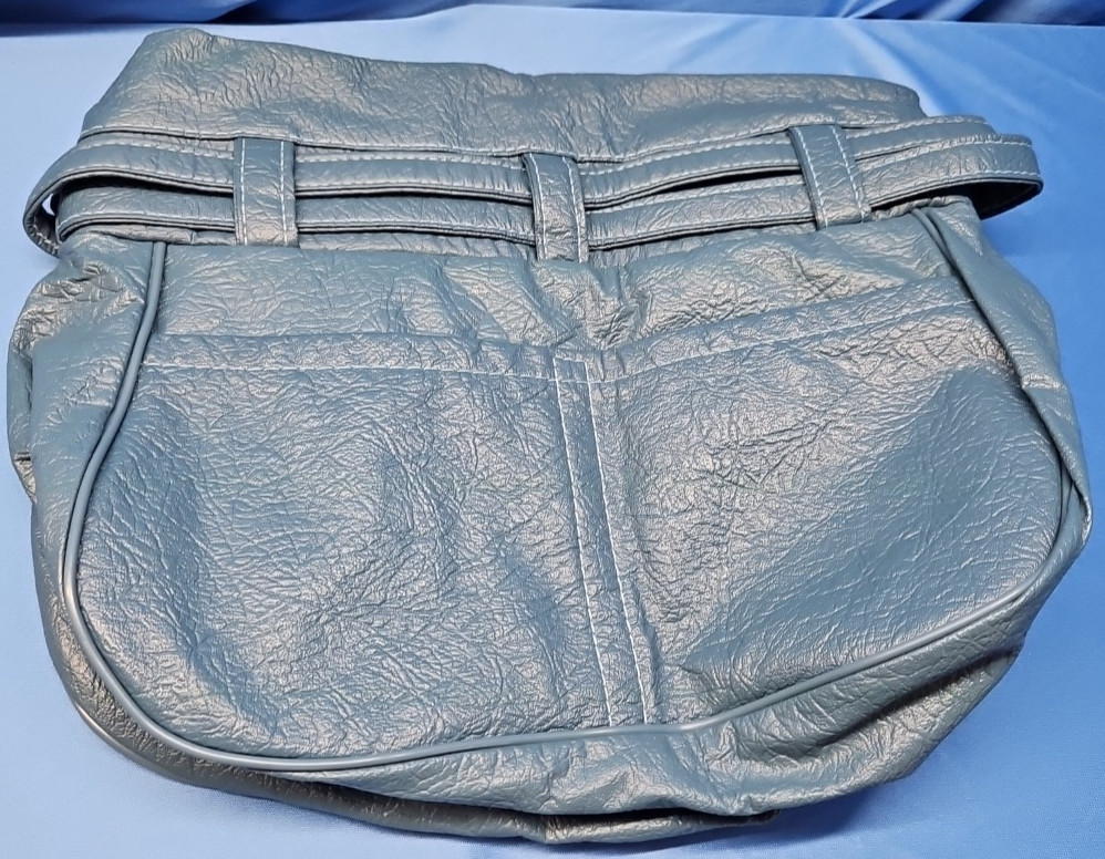 Vintage 1960s Blue Hard Shell Suitcase Quilted Interior Locking 6 Pc Set