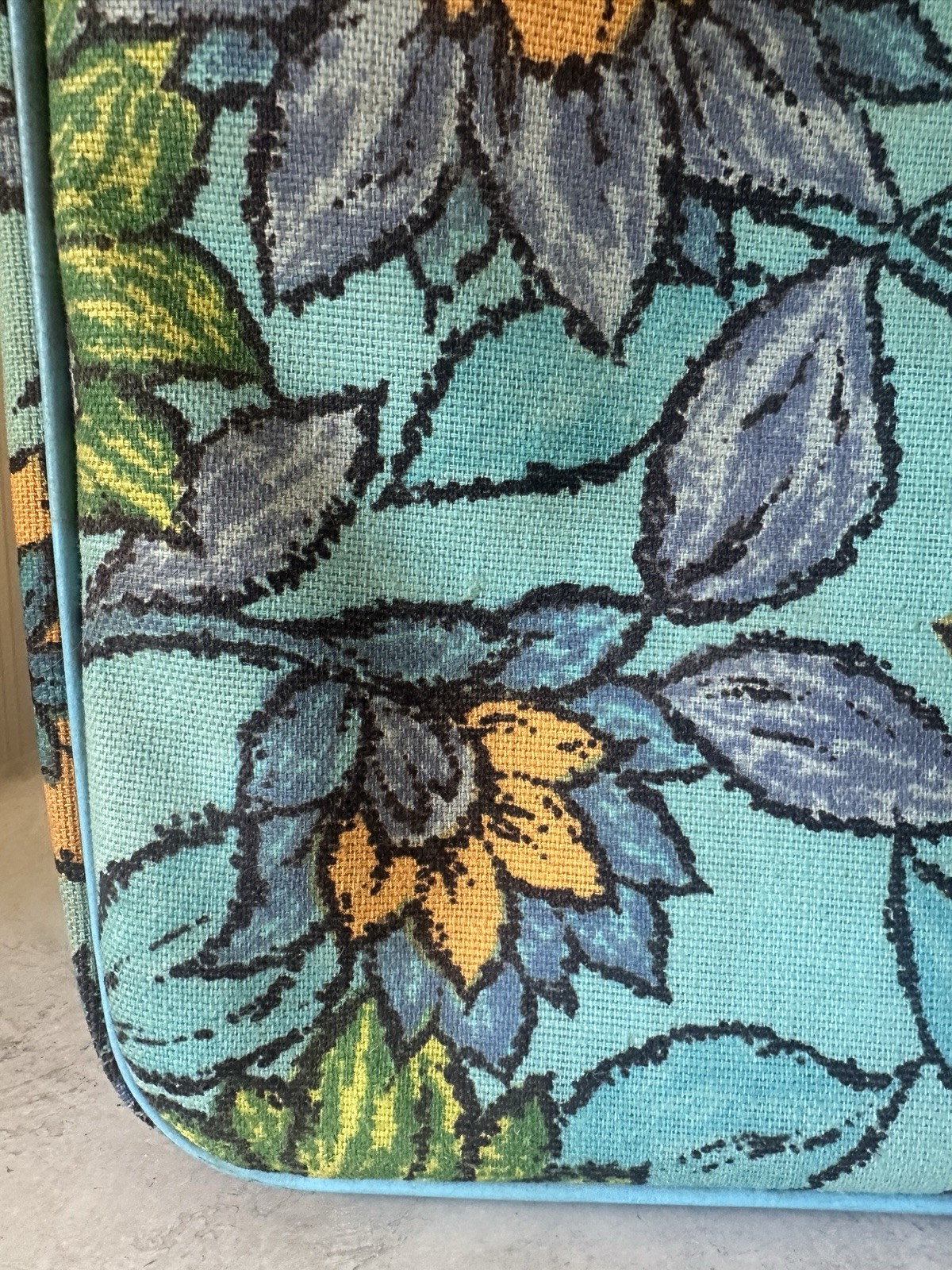 Vintage Suitcase Blue Floral Flowers Bantam Retro Travel 1960’s 70’s Carry On