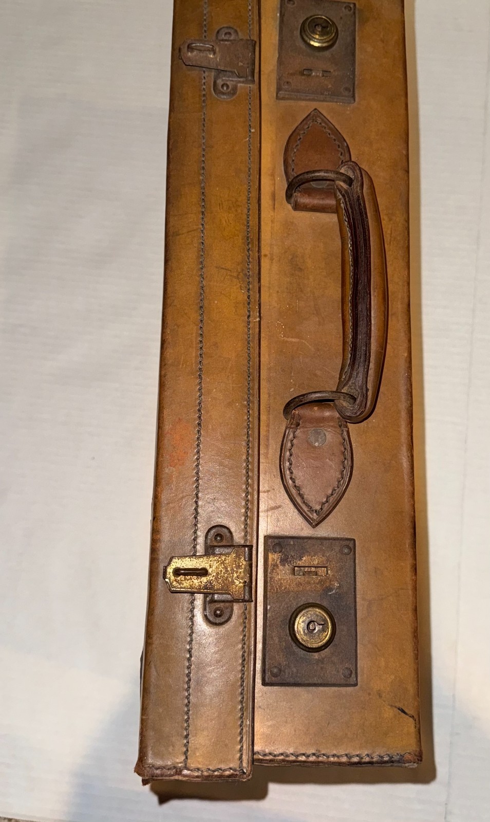 Antique Leather Suitcase With Cunard White Star Stateroom Baggage Sticker